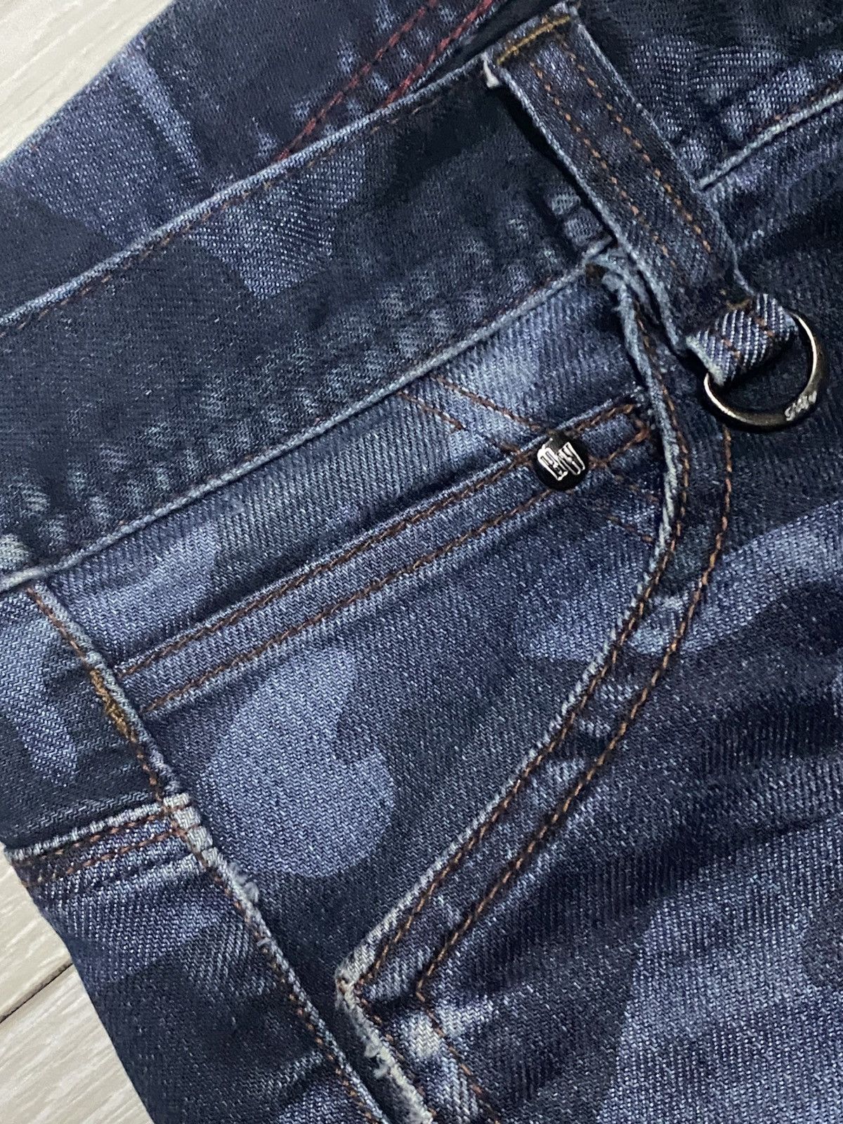 HIDEAWAYS Vintage Hideway Nicole Blue Camo Straight Slim Jeans Size US 35 - 7 Thumbnail
