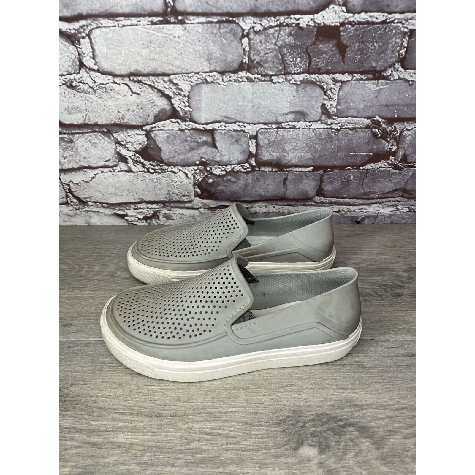 Crocs Crocs Iconic Comfort Citilane Roka Gray Perforated Loafers S Size US 5.5 / IT 35.5 - 11 Thumbnail