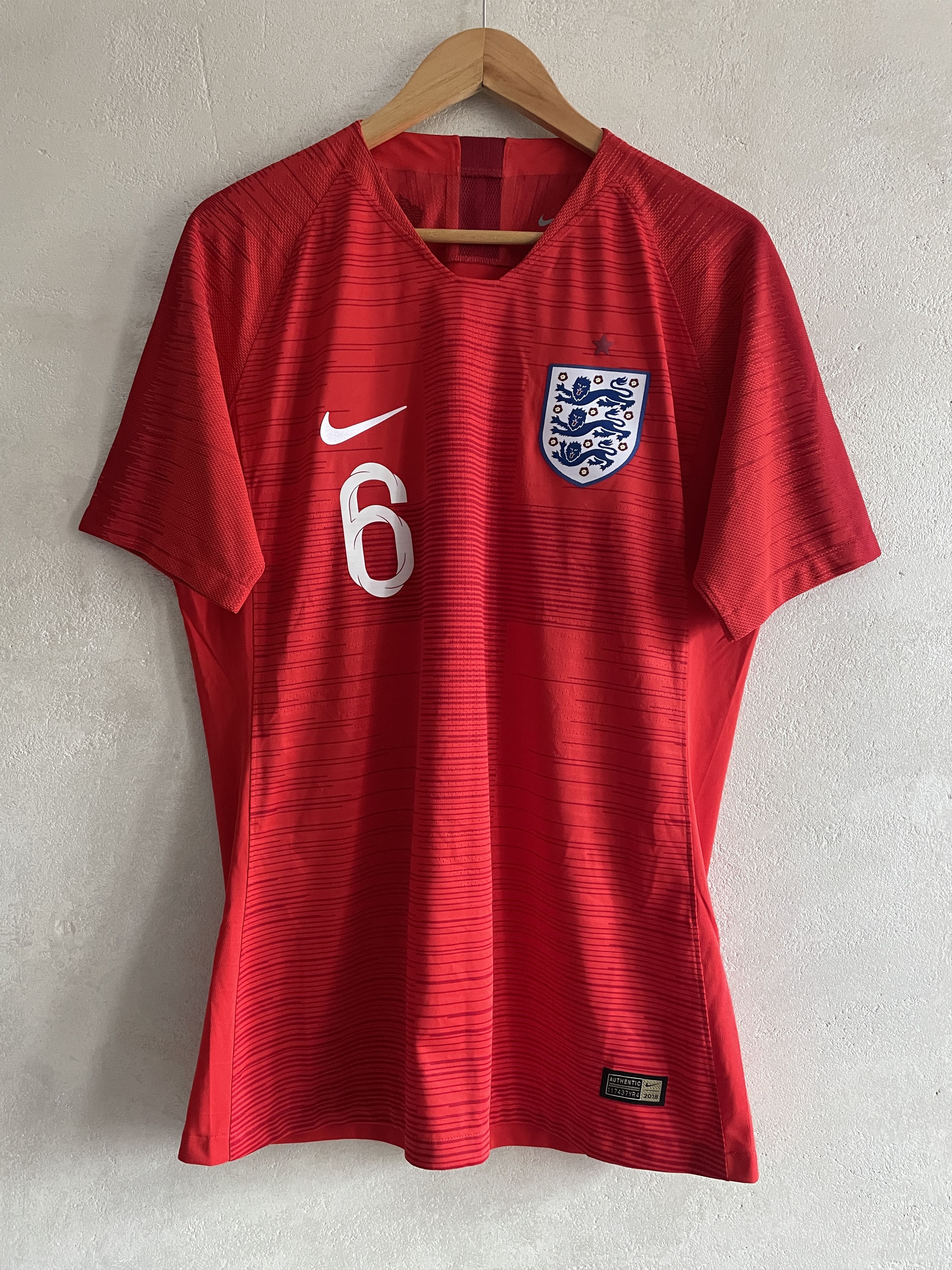 Nike England 2018 Match Worn AUTHENTIC Football Shirt Jersey Size US L / EU 52-54 / 3 - 2 Thumbnail