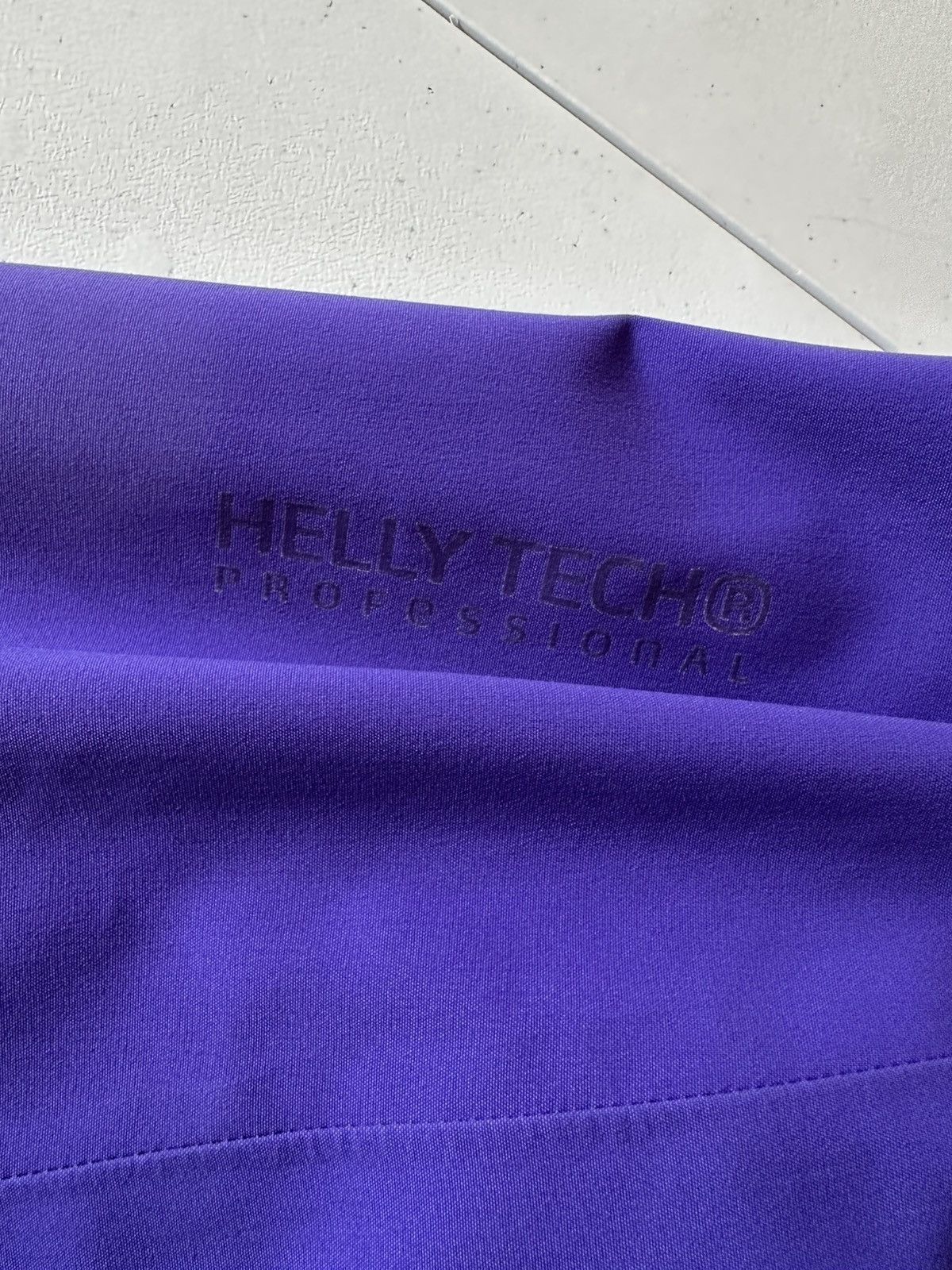 Helly Hansen Helly Hansen Gorpcore Outdoor Windbreaker Jacket Hooded Size XS / US 0-2 / IT 36-38 - 12 Thumbnail