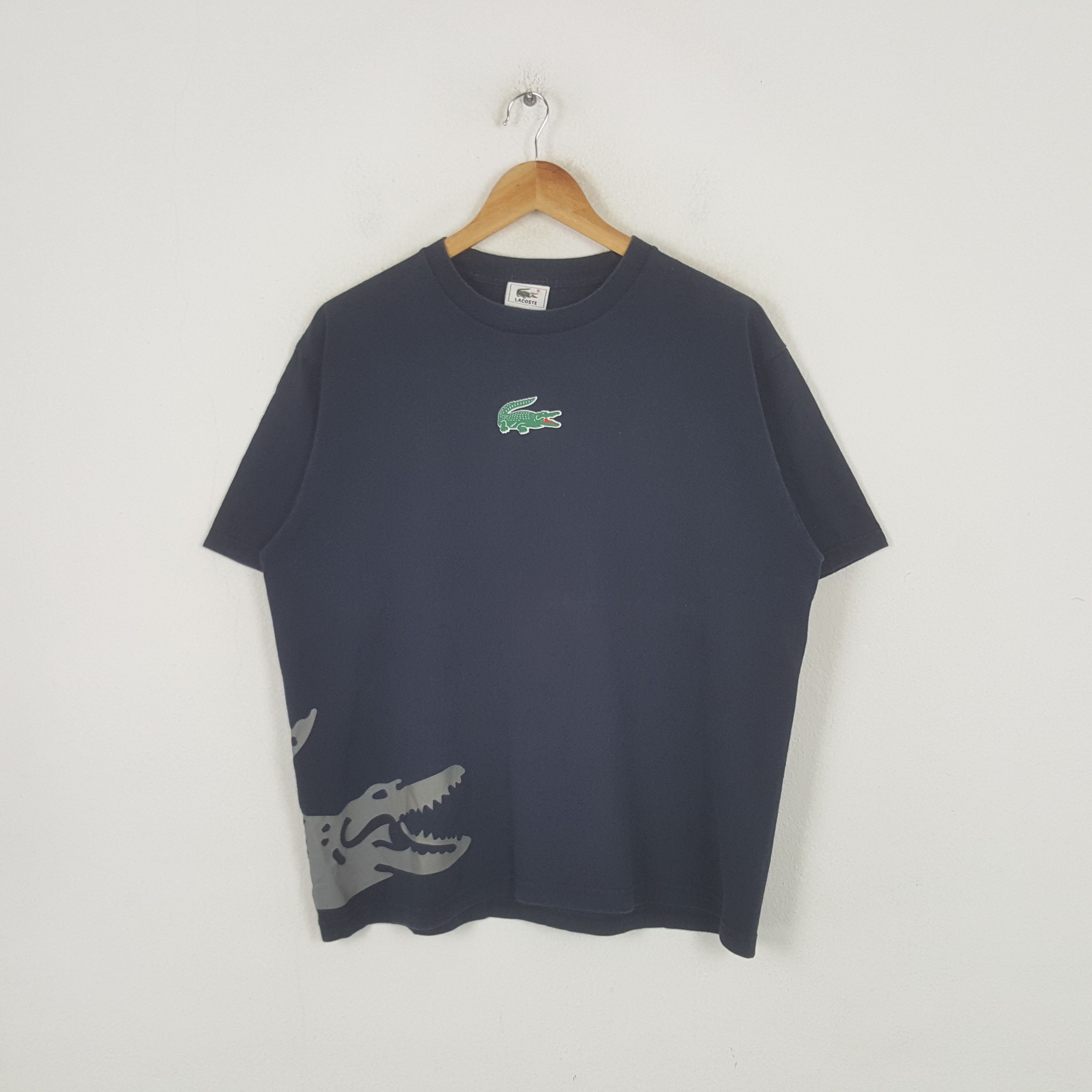 Lacoste Vintage Lacoste Designer Brand Logo Tshirt RR24 Size US L / EU 52-54 / 3 - 3 Thumbnail