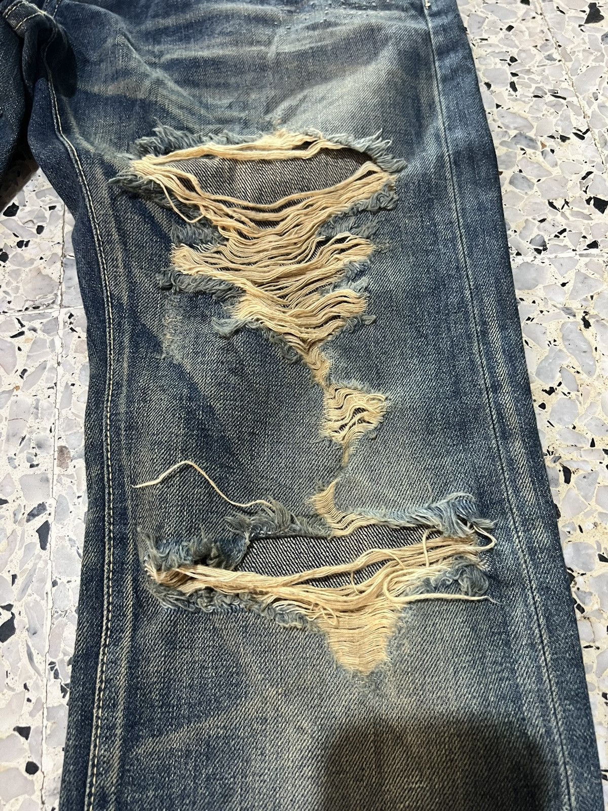Japanese Brand GLAMB JAPANESE DISTRESSED DENIM JEANS Size US 34 / EU 50 - 5 Thumbnail