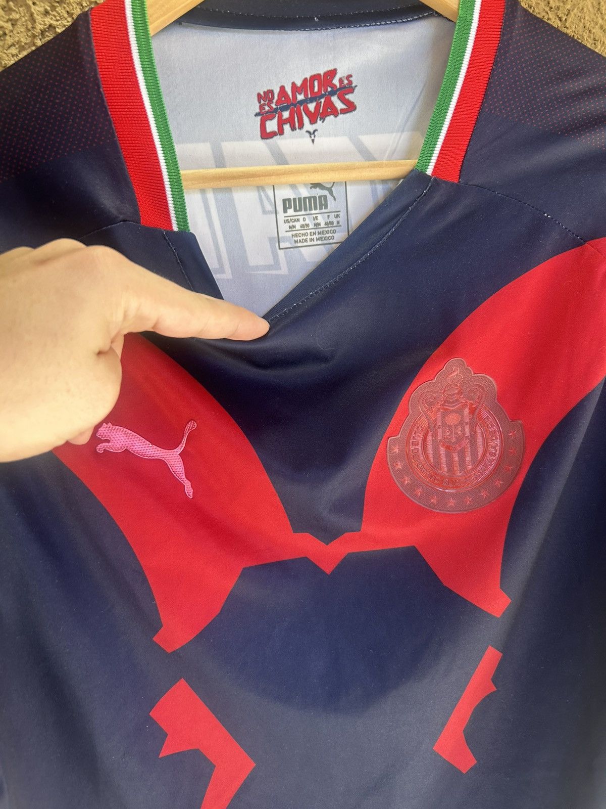 Puma 2018 Puma Guadalajara Chivas Mexico Soccer Jersey Size M Size US M / EU 48-50 / 2 - 2 Thumbnail
