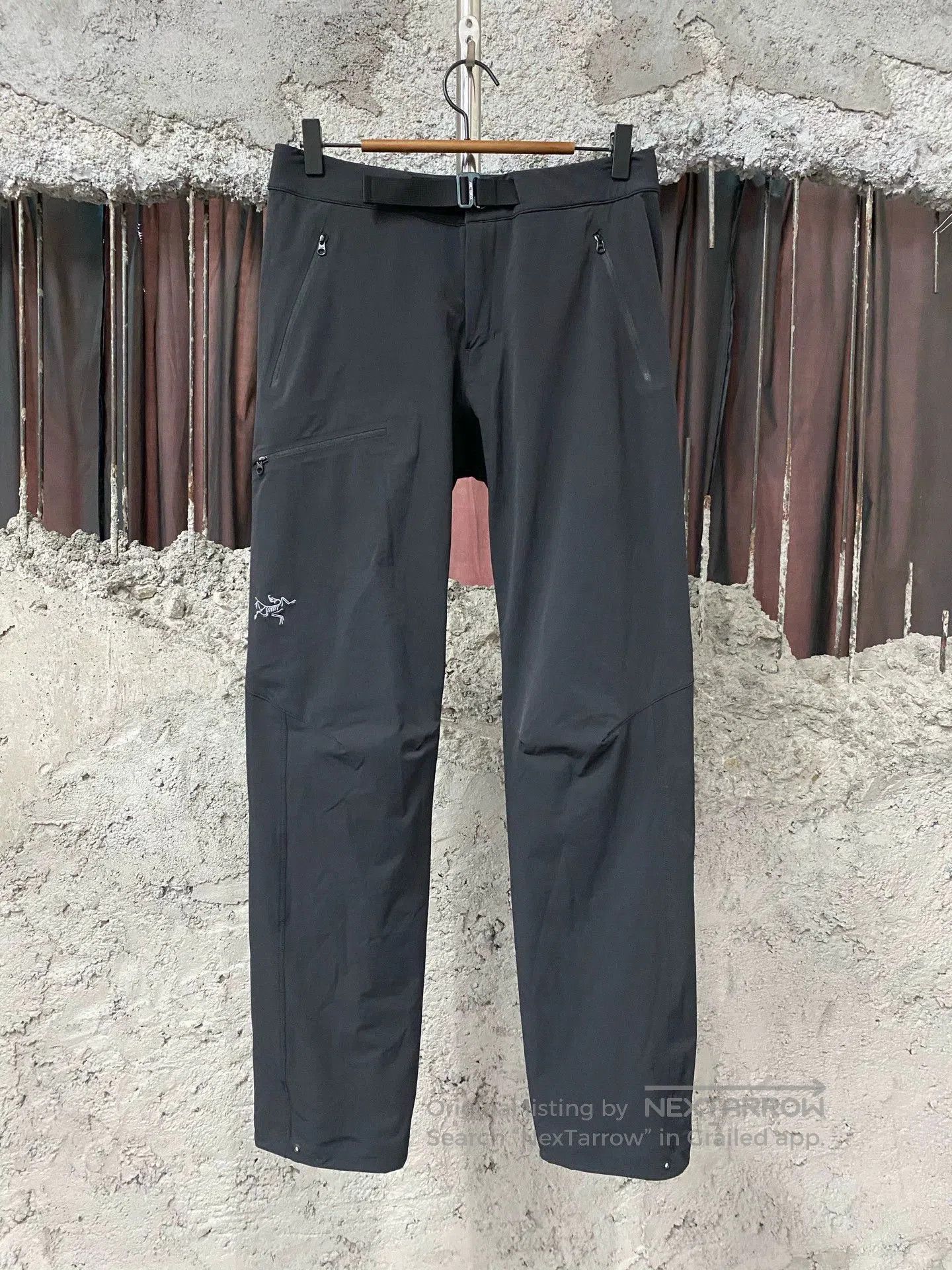 Arc'teryx Black Casual Pants with Belt and Pockets. Size US 28 / EU 44 - 1 Thumbnail