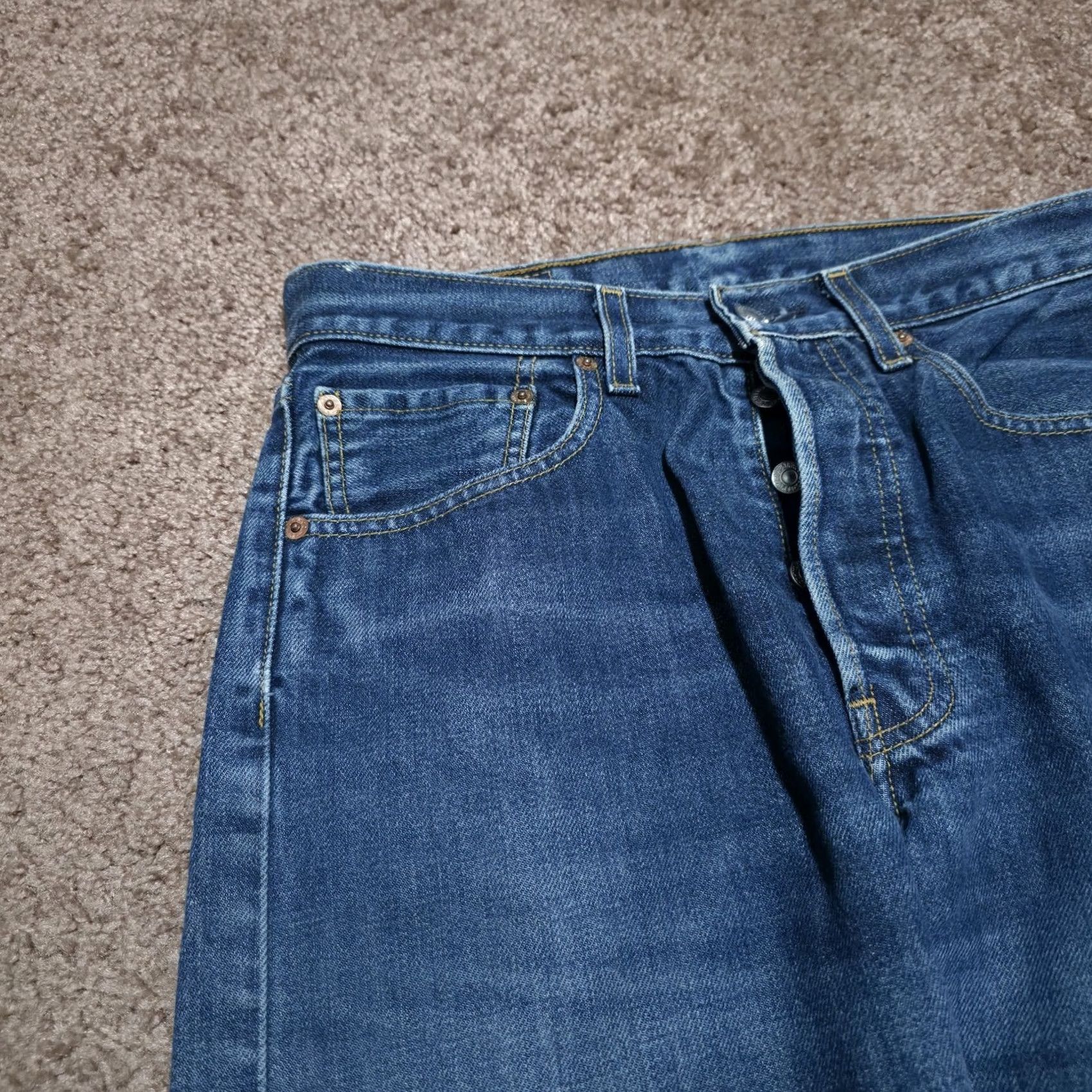 Levi's Item Specifications: Closure: Lace Size US 29 - 2 Thumbnail