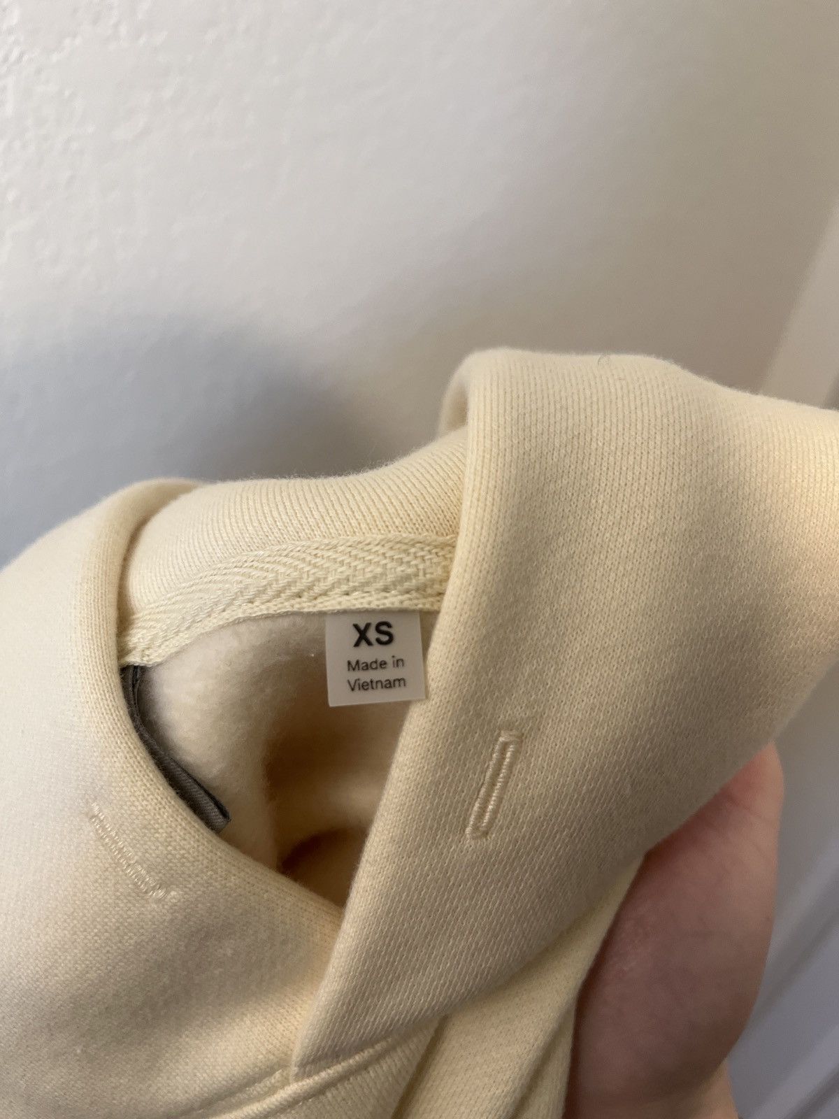 Essentials Fear of God Essentials Hoodie ‘Buttercream’ Size US XS / EU 42 / 0 - 10 Thumbnail