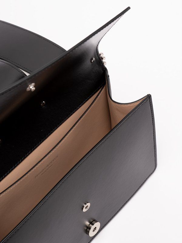 Alexander McQueen o1w1db10925 Size: OS/The Slash in Black Size ONE SIZE - 6 Thumbnail
