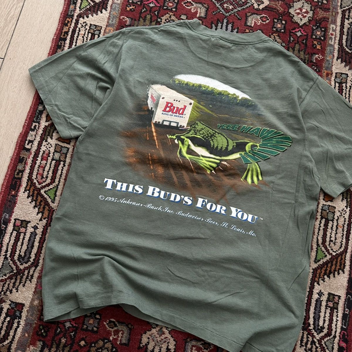 Vintage Vintage 1995 Budweiser Frog T-Shirt Double Sided Beer Promo Size US XL / EU 56 / 4 - 7 Thumbnail