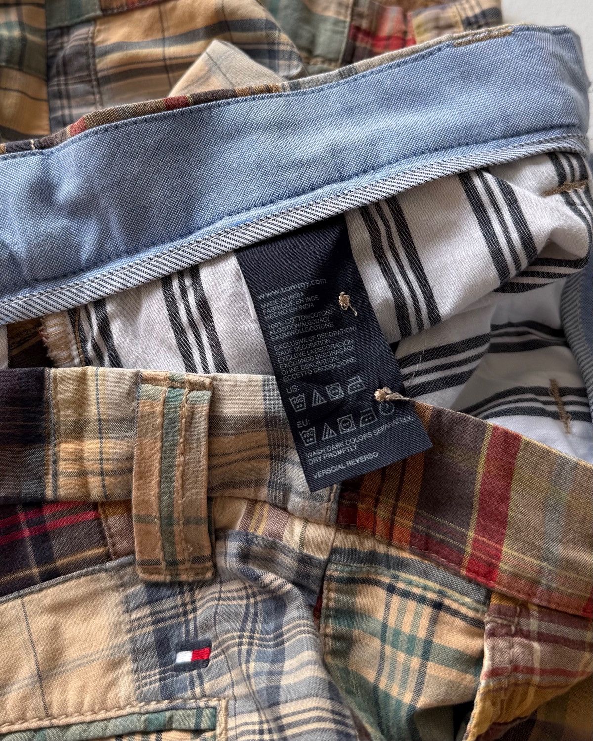 Tommy Hilfiger TOMMY HILFIGER PATCHWORK SHORT PANTS Size US 35 - 8 Thumbnail