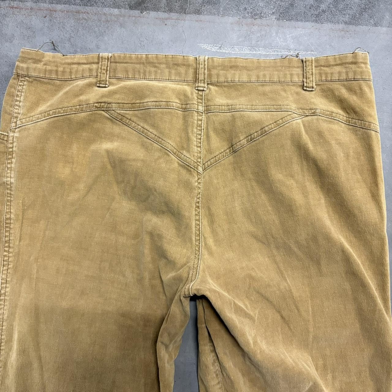 Vintage Crazy Vintage Y2K/2000s Baggy Tan Casual Skater Style Khaki Pants! Size US 34 / EU 50 - 7 Thumbnail