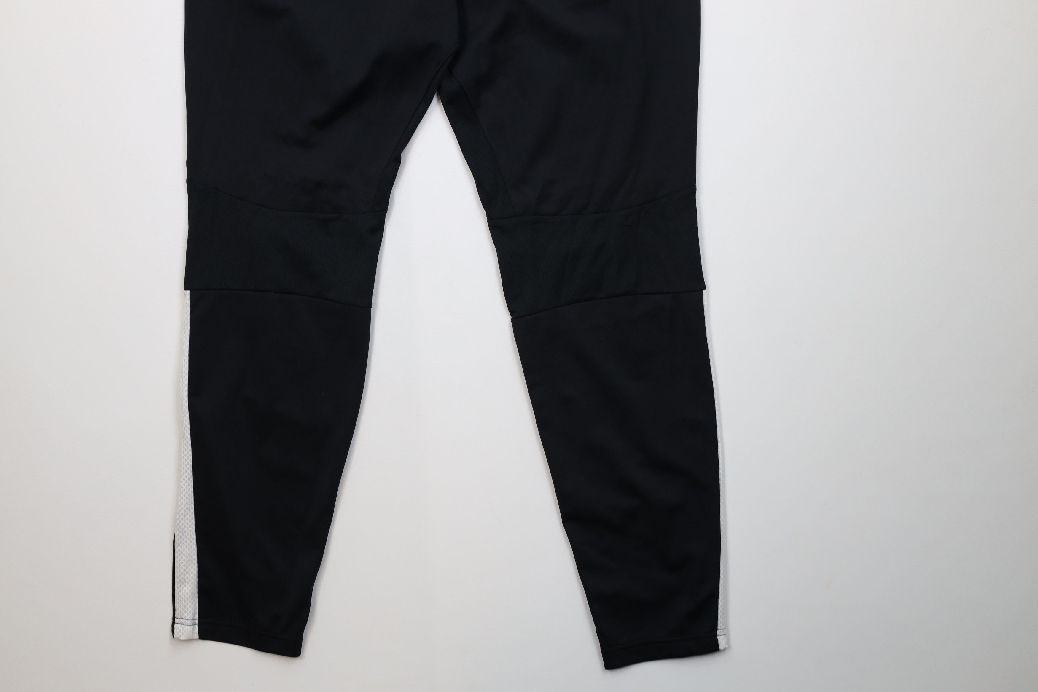 Nike Vintage Y2K Nike Total 90 Big Swoosh Tapered Soccer Pants Size US 36 / EU 52 - 12 Thumbnail