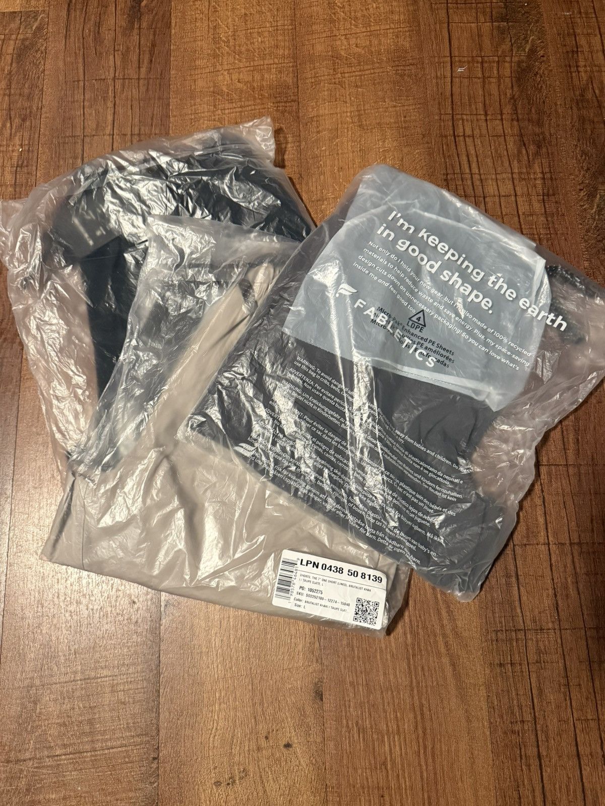 Fabletics Fabletics Running Shorts Size US 33 - 1 Thumbnail