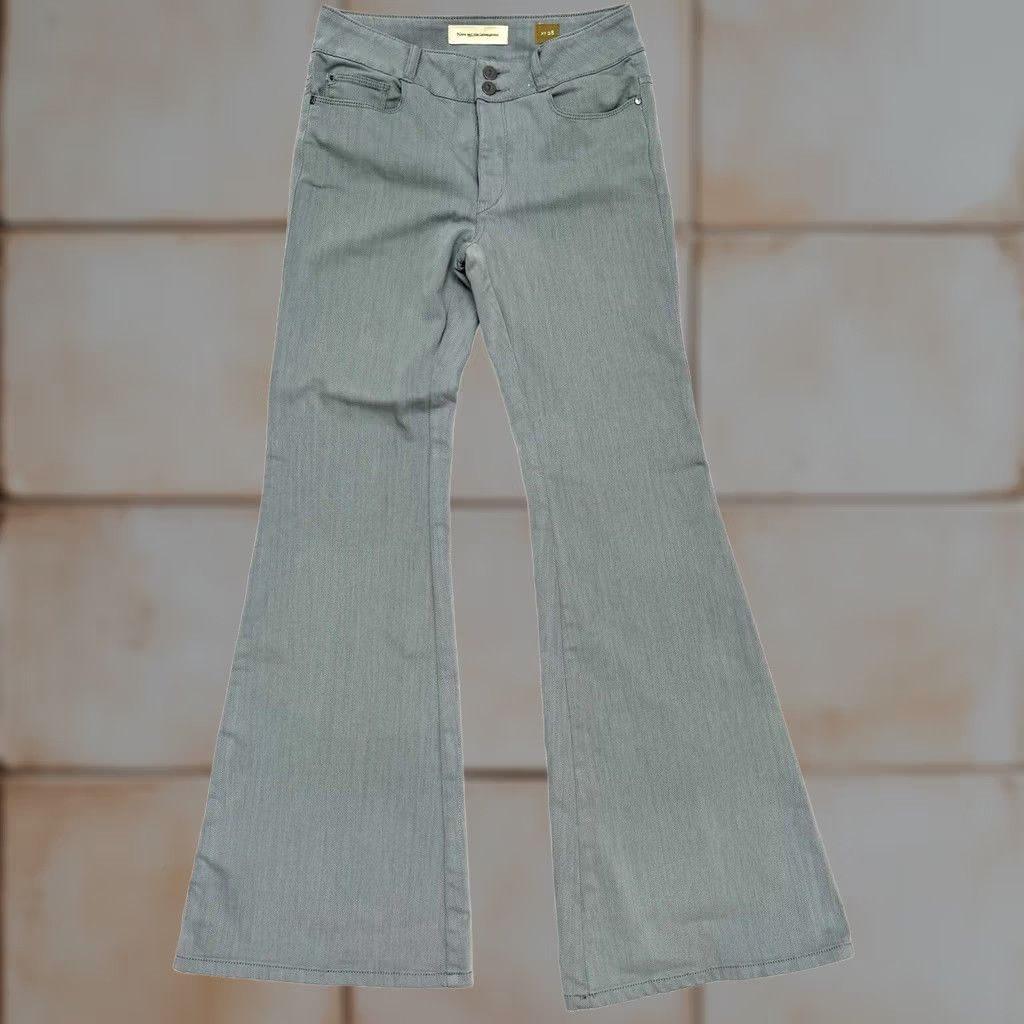 Anthropologie Anthropologie Jeans Flared Denim 28 Regular Women Blue 28x33 Pilcro & The Letterpress Womens Slim Solid China Denim jeans Women Size 28" / US 6 / IT 42 - 1 Thumbnail