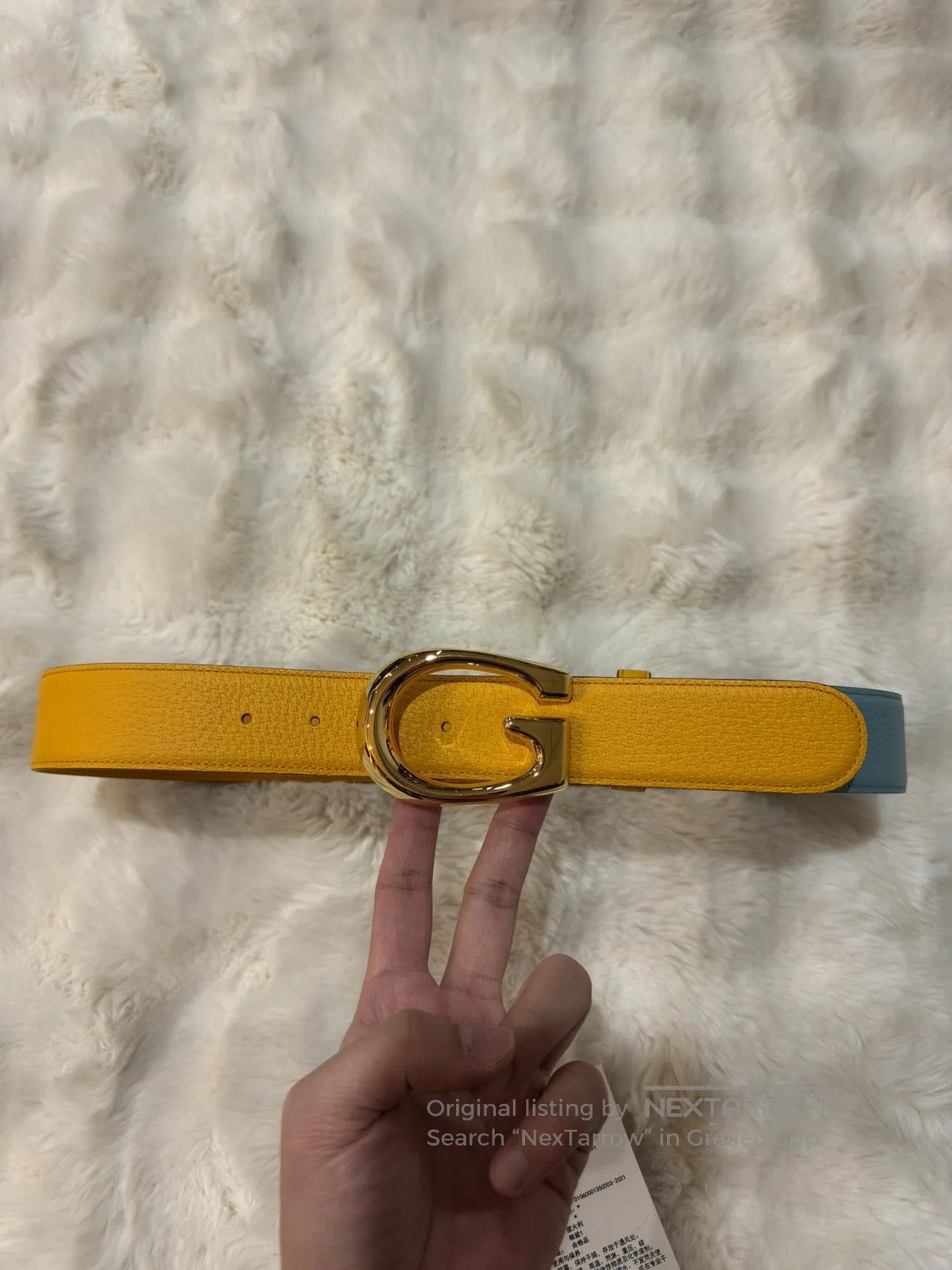 Gucci Guicci size 85 Contrasting Gold Buckle Belt| Size ONE SIZE - 1 Thumbnail