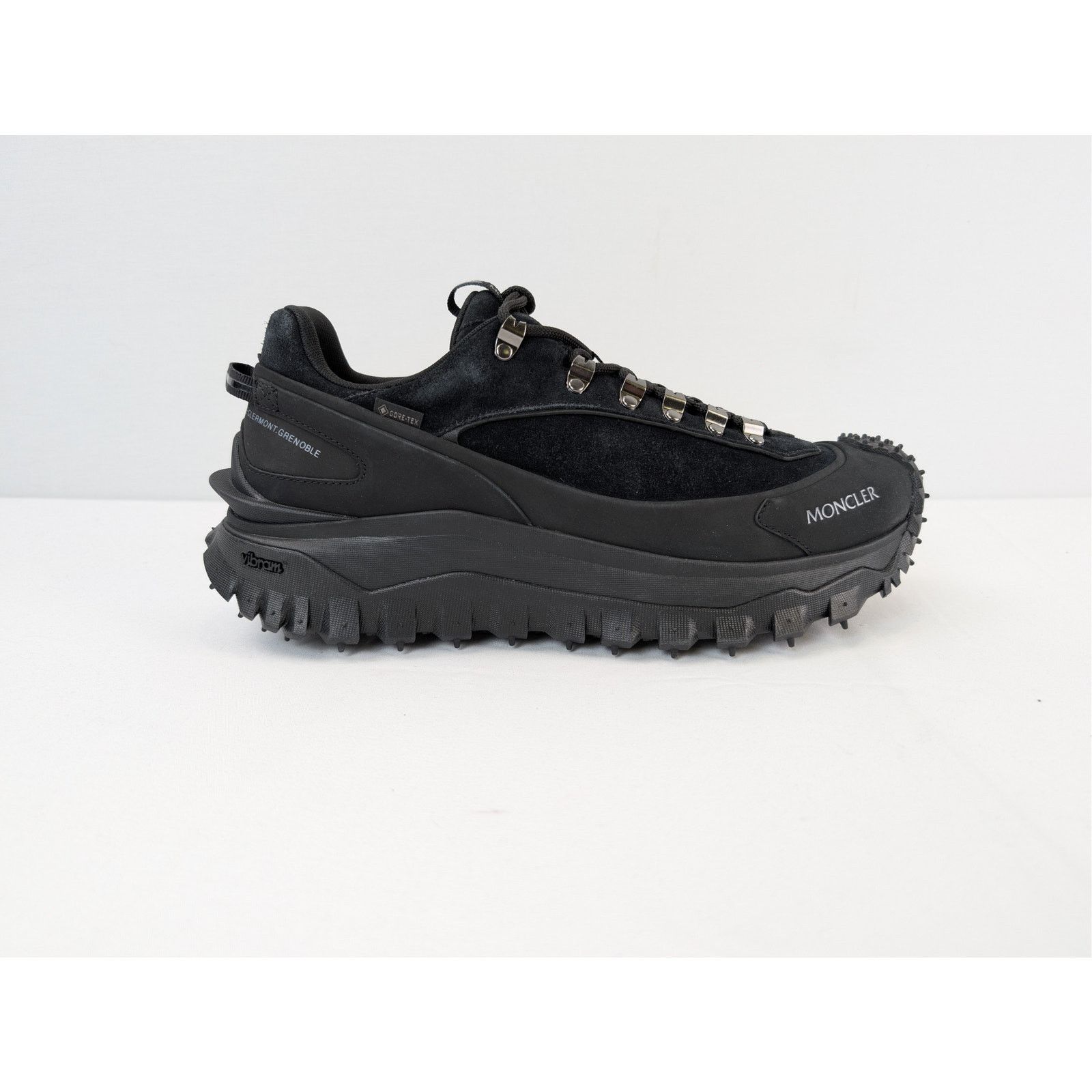 Moncler o1rshd1 Trailgrip Apex low-top sneaker with a Vibram sole Size US 12 / EU 45 - 4 Thumbnail
