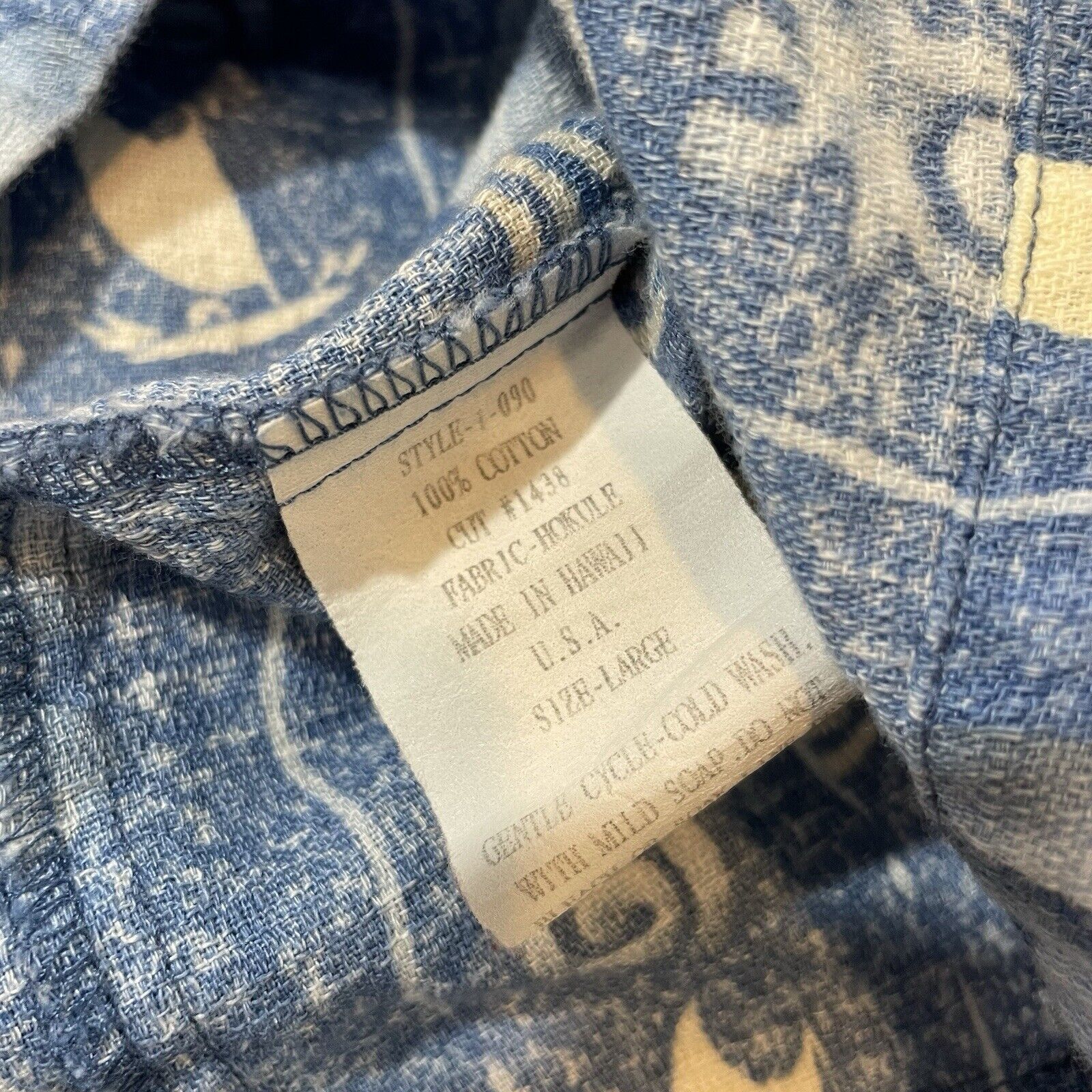 IOLANI Vintage Iolani Mens Hawaiian Shirt Large Blue Sailboat RARE Size US L / EU 52-54 / 3 - 4 Thumbnail
