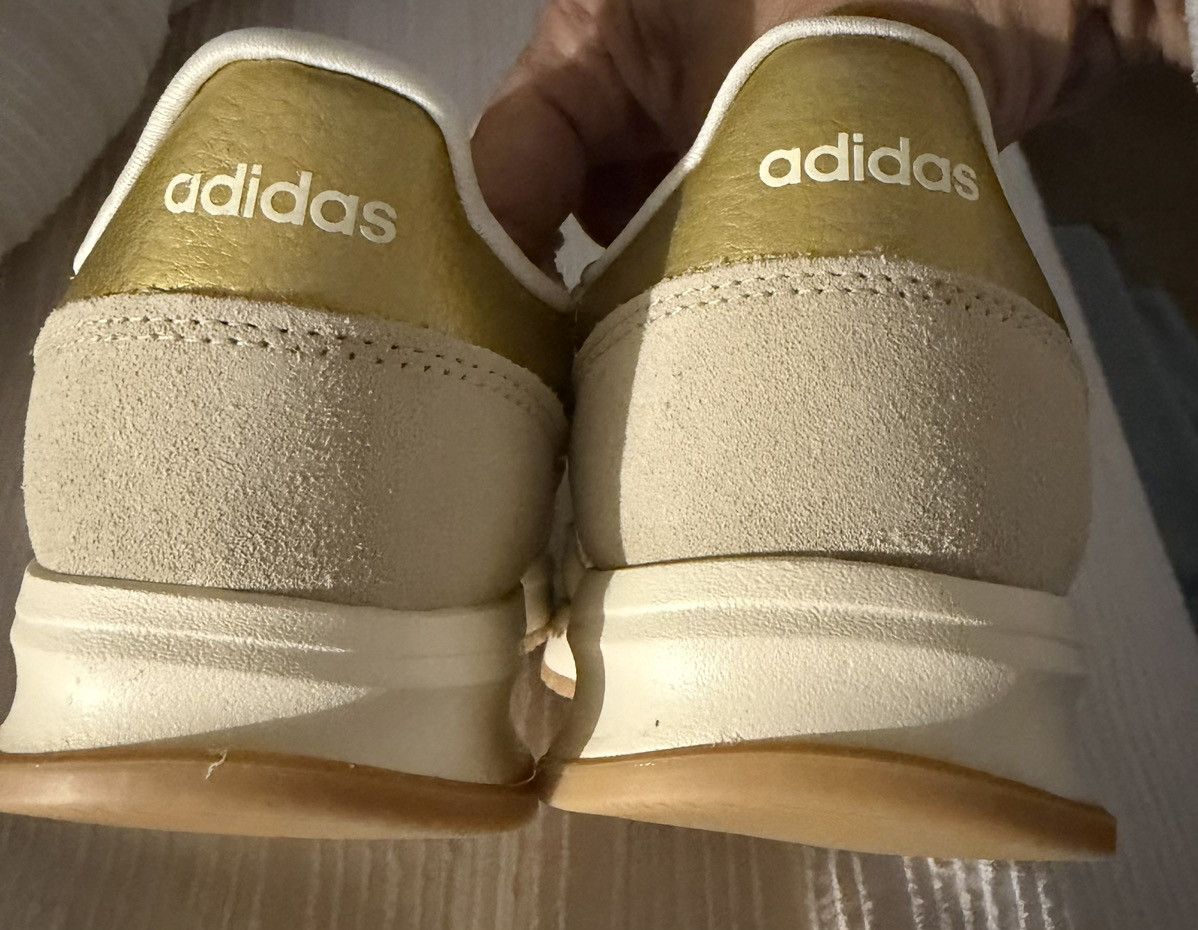 Adidas Adidas Run70s 2.0 cream gold Size US 8 (No box) Size US 8 / IT 38 - 10 Thumbnail