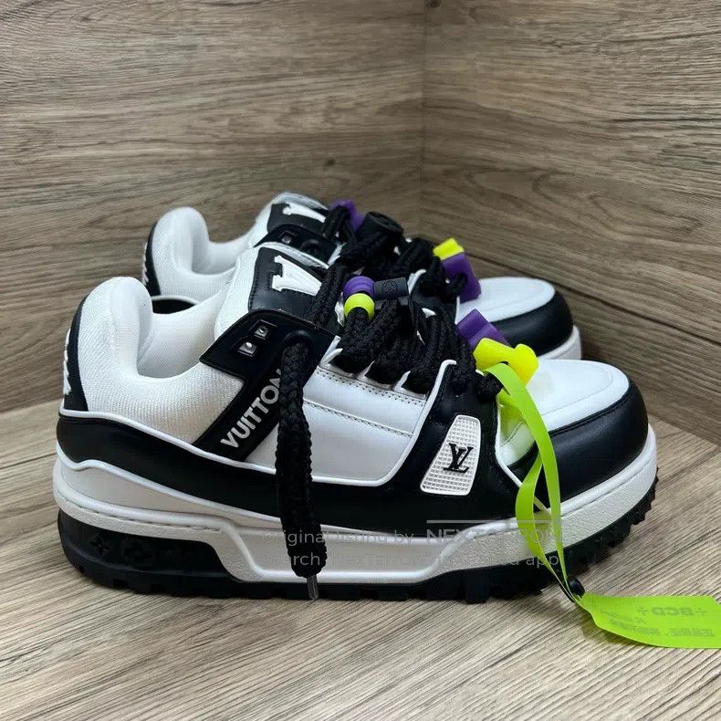 Louis Vuitton Louis Vuitton Trainer black and white chunky board shoes Size US 6.5 / EU 39-40 - 1 Thumbnail