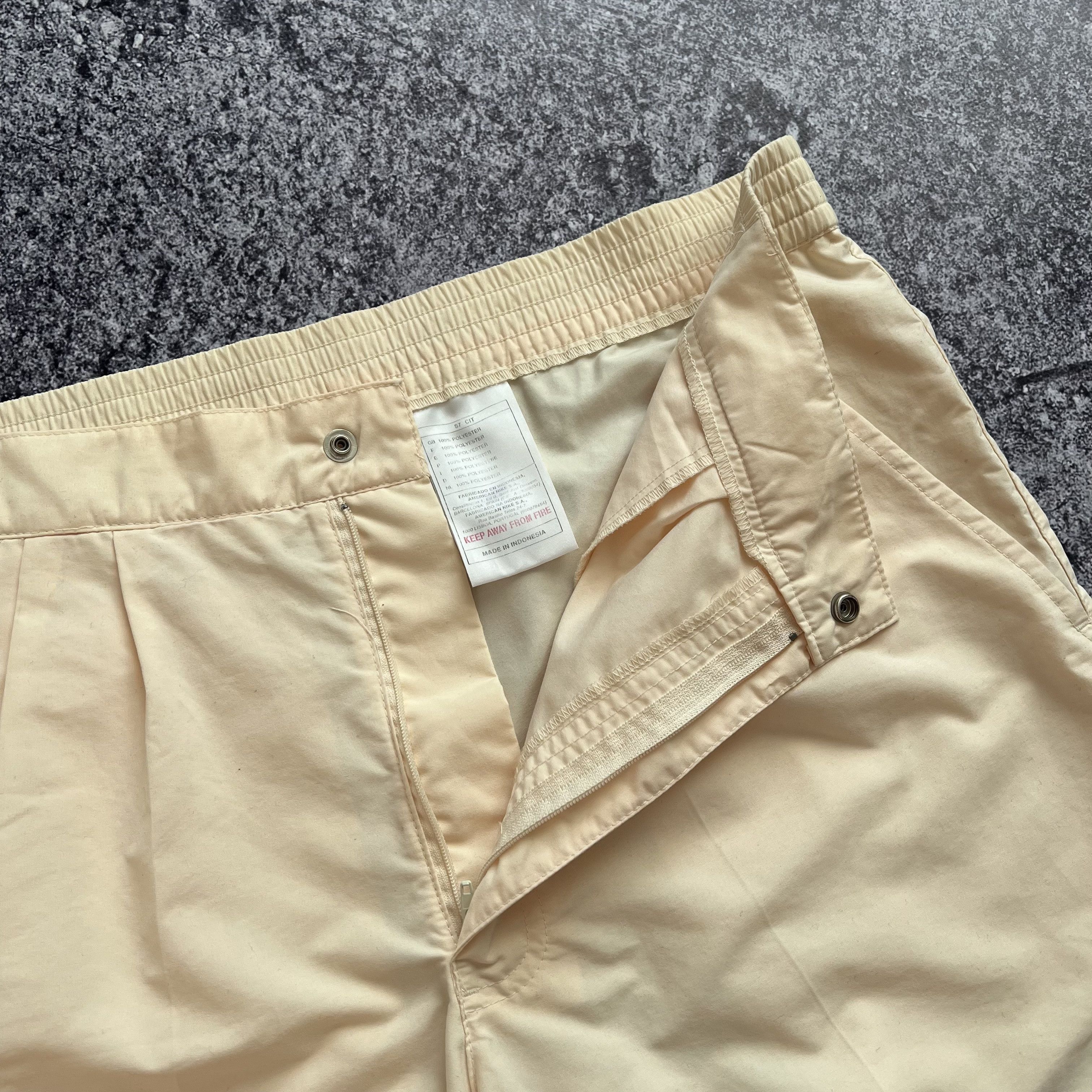 Nike Vintage Nike Shorts Size S Size US 31 - 3 Thumbnail