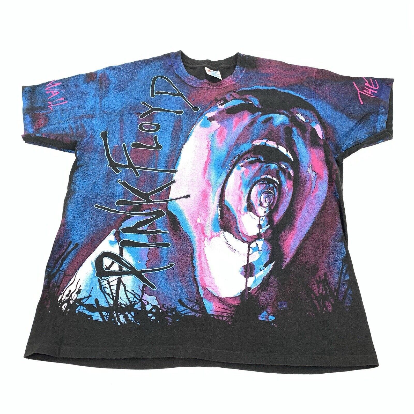 Hanes × Vintage RARE Vintage Grail 1994 Pink Floyd The Wall AOP Band T-Shirt Size US XL / EU 56 / 4 - 1 Thumbnail