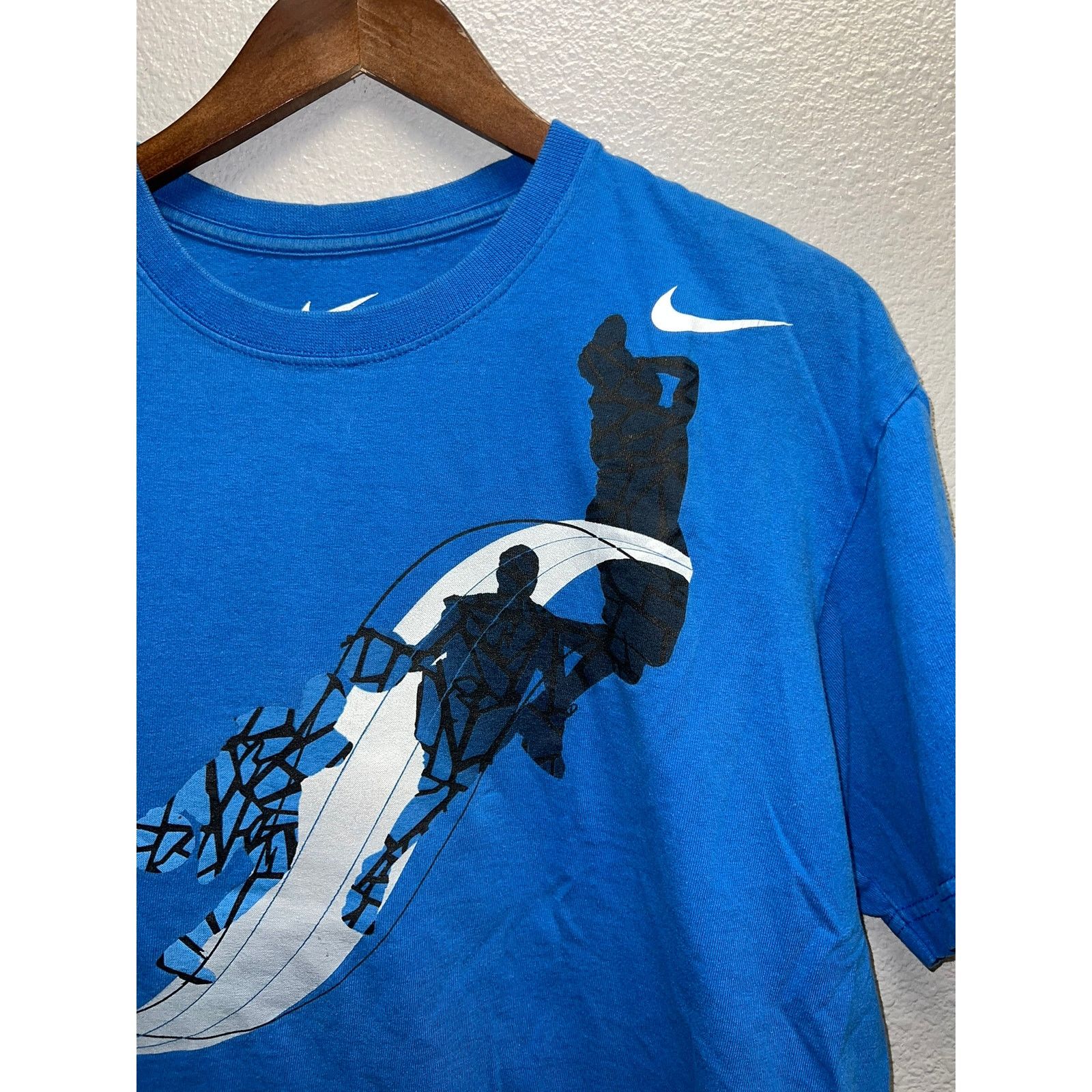 Nike Nike Basketball Shirt Blue Graphic Dunk Dunking Tee TORN M Size US M / EU 48-50 / 2 - 3 Thumbnail