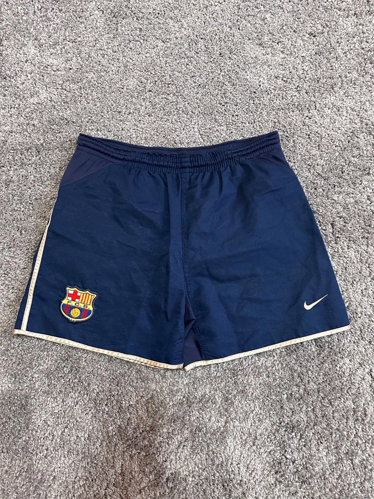 Nike Nike Fc Barcelona 2001/02 Home Football Soccer Short Sz M Size ONE SIZE - 1 Thumbnail