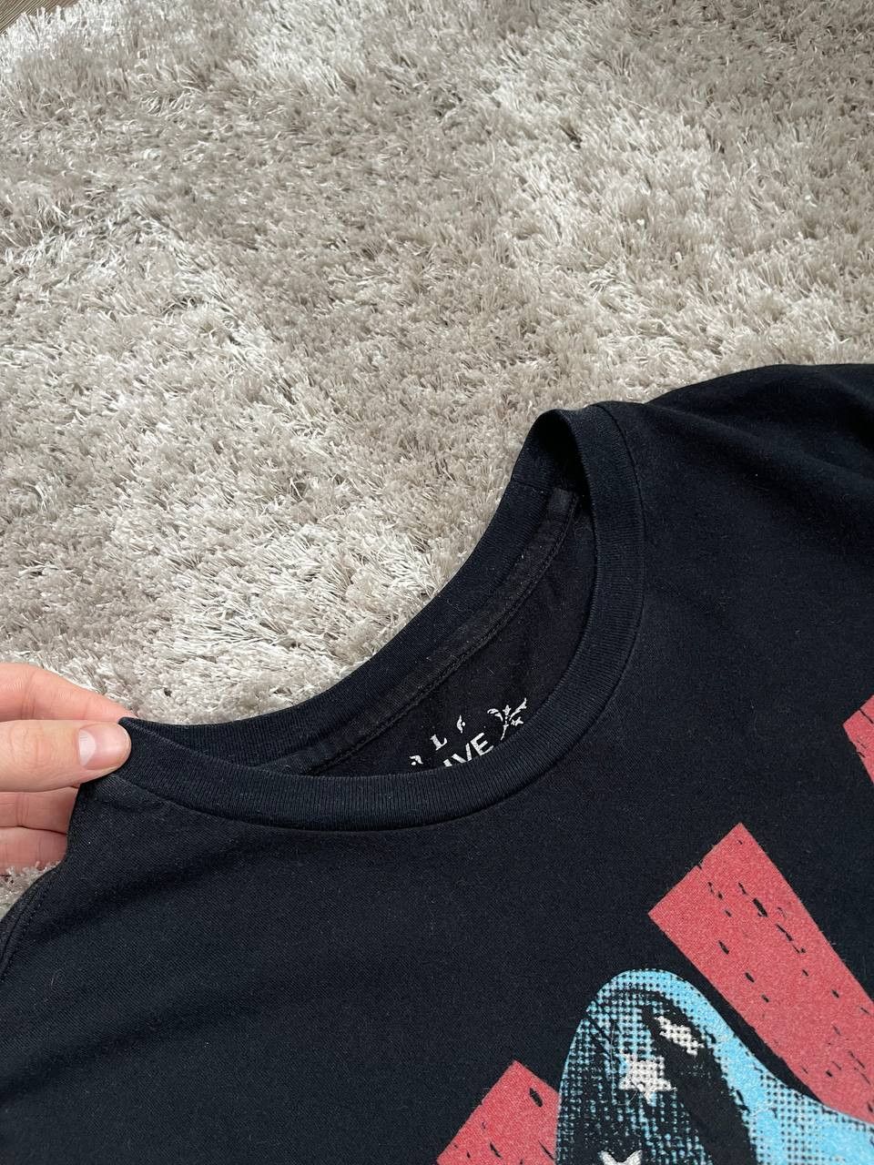Band Tees × Vintage U2 Berlin Experience Innocence Tour 2018 Graphic T-shirt Size US L / EU 52-54 / 3 - 3 Thumbnail