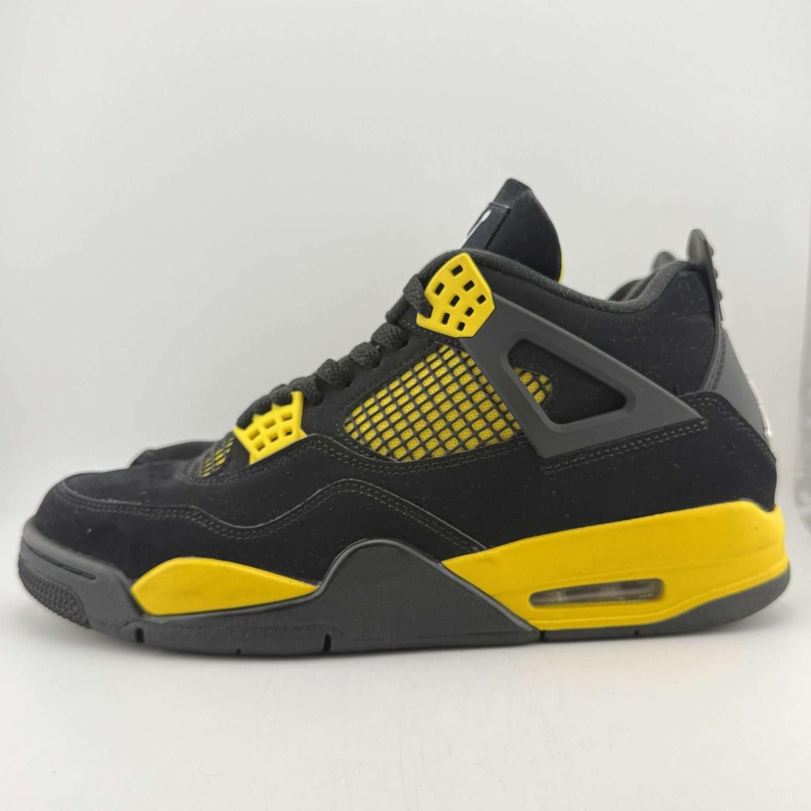 Jordan Brand Air Jordan 4 Retro Black/Yellow US 9 Used with Box Size US 9 / EU 42 - 2 Thumbnail