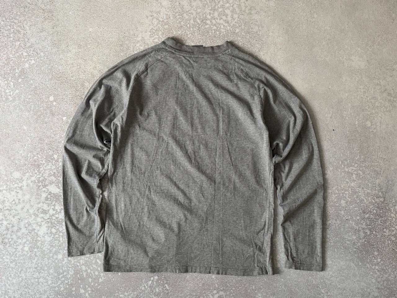Nike × Vintage Vintage Nike Crewneck Sweatshirt Swoosh Logo Y2K Rare Item Size US L / EU 52-54 / 3 - 3 Thumbnail