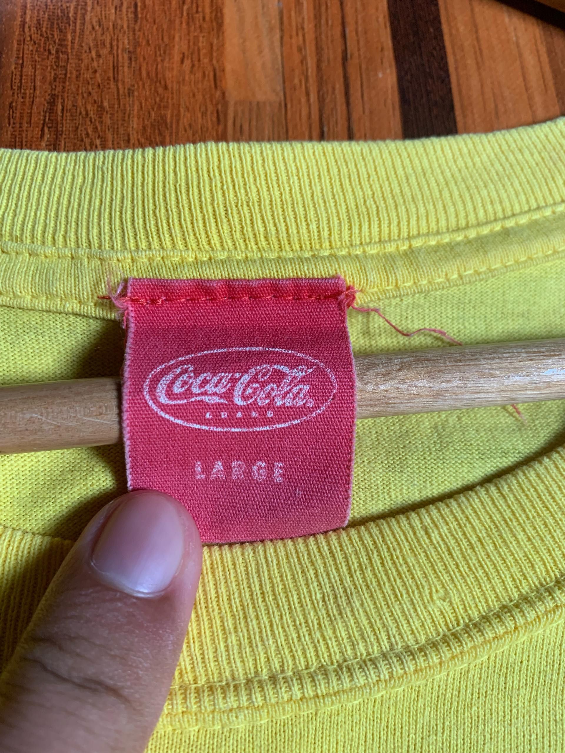 Coca Cola × Vintage yellow 70s COCA COLA japan made in usa Promo tee Size US L / EU 52-54 / 3 - 7 Thumbnail