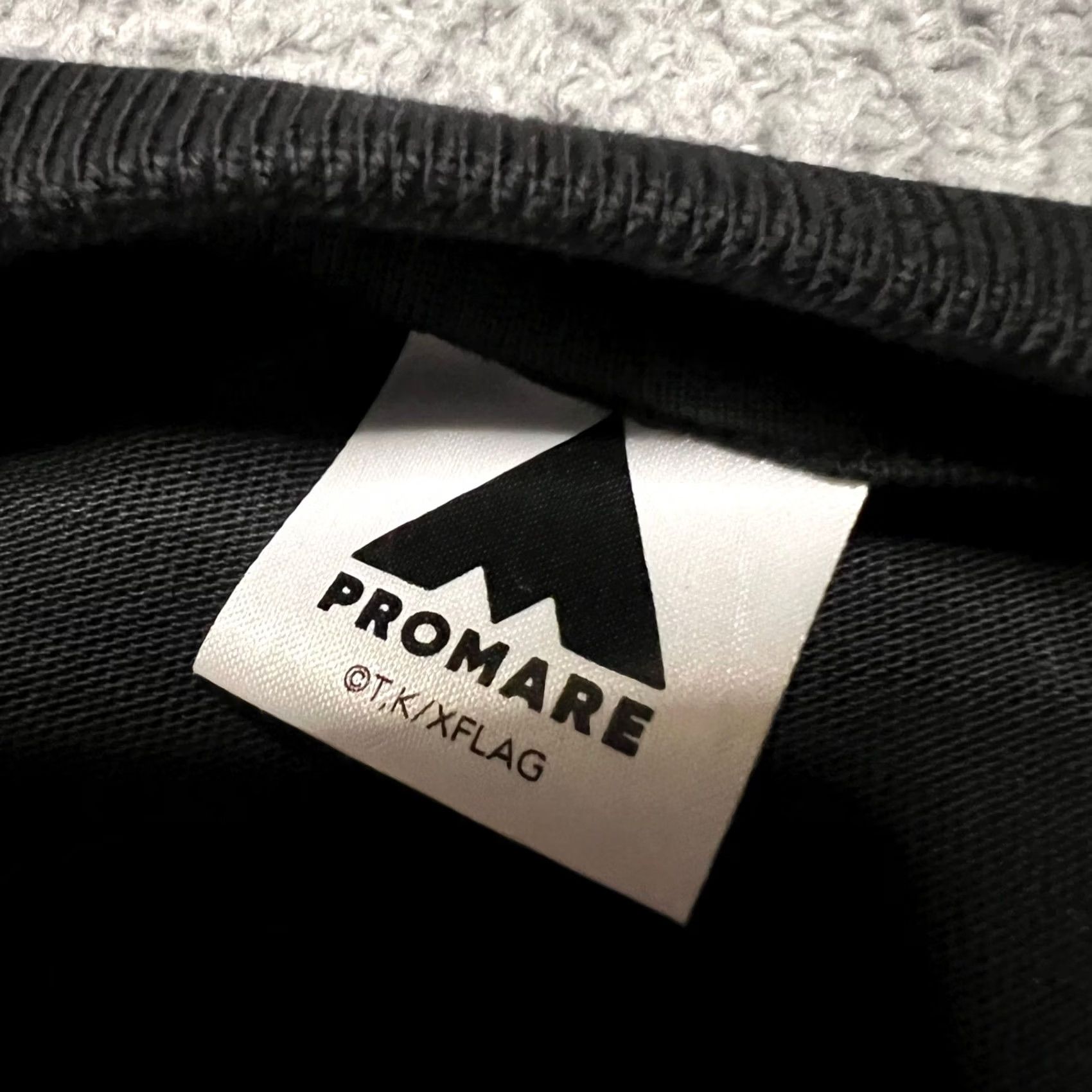 Vintage Promare Sweatshirt Mens Large XL Black Graphic Crew Shirt Size US L / EU 52-54 / 3 - 7 Thumbnail