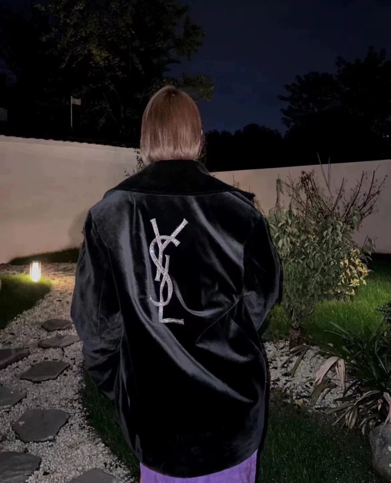 Saint Laurent Paris Saint Laurent Black Velvet Crystal Logo Coat Size US 26 / EU 42 - 6 Thumbnail