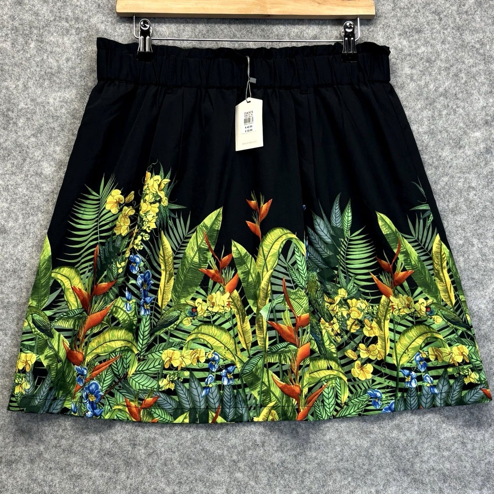 Vintage Oasis Midi Skirt UK16 tropical print Elastic Waist New With Tags Women Black / Multi Pattern Tropical A-Line Midi Skirt, 16, Regular) Size 38" / US 16 / IT 52 - 2 Thumbnail