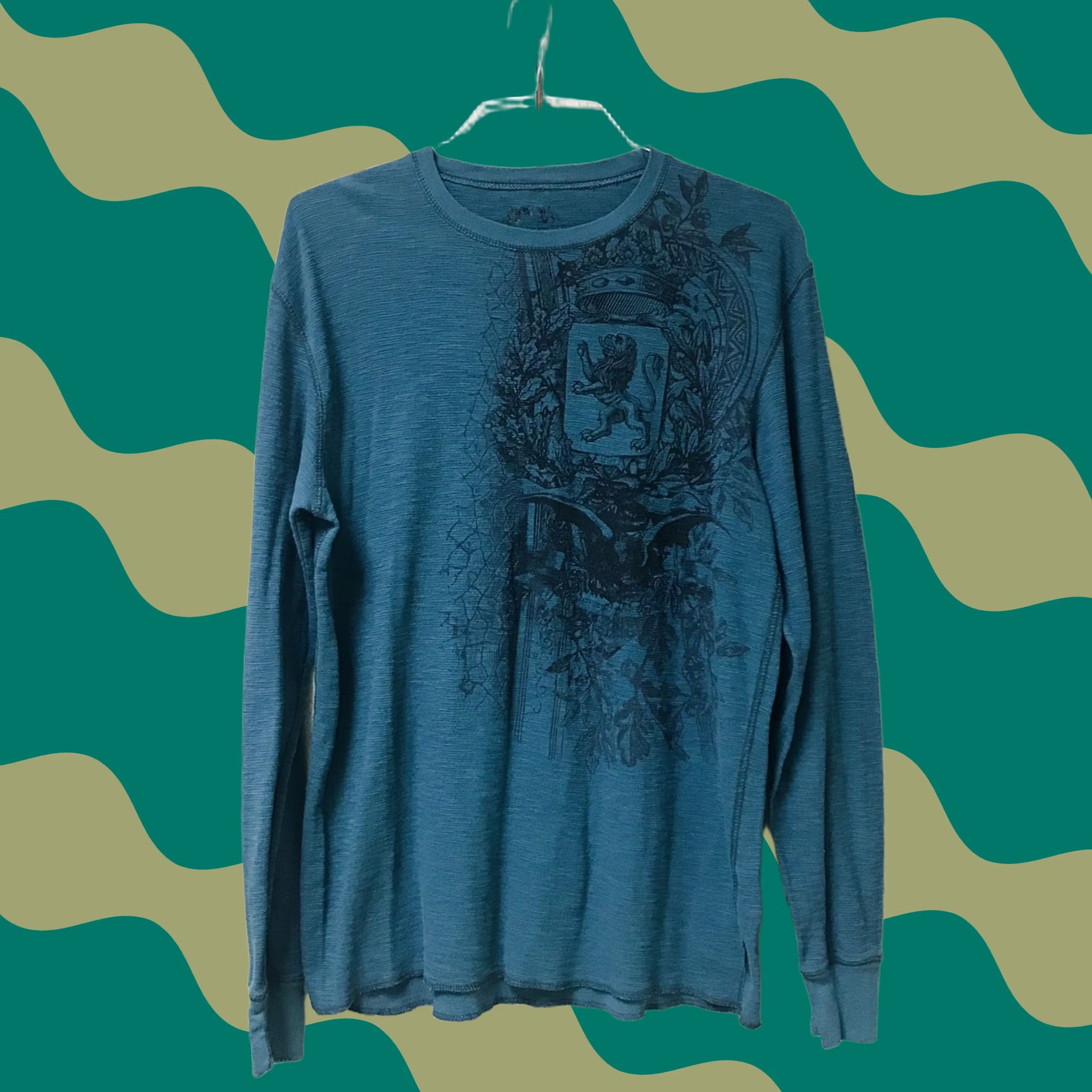 Vintage VTG Modern Culture Men Kingdom Coat Of Arms Lion Crown Long Sleeve T-Shirt Blue L Size US L / EU 52-54 / 3 - 1 Thumbnail