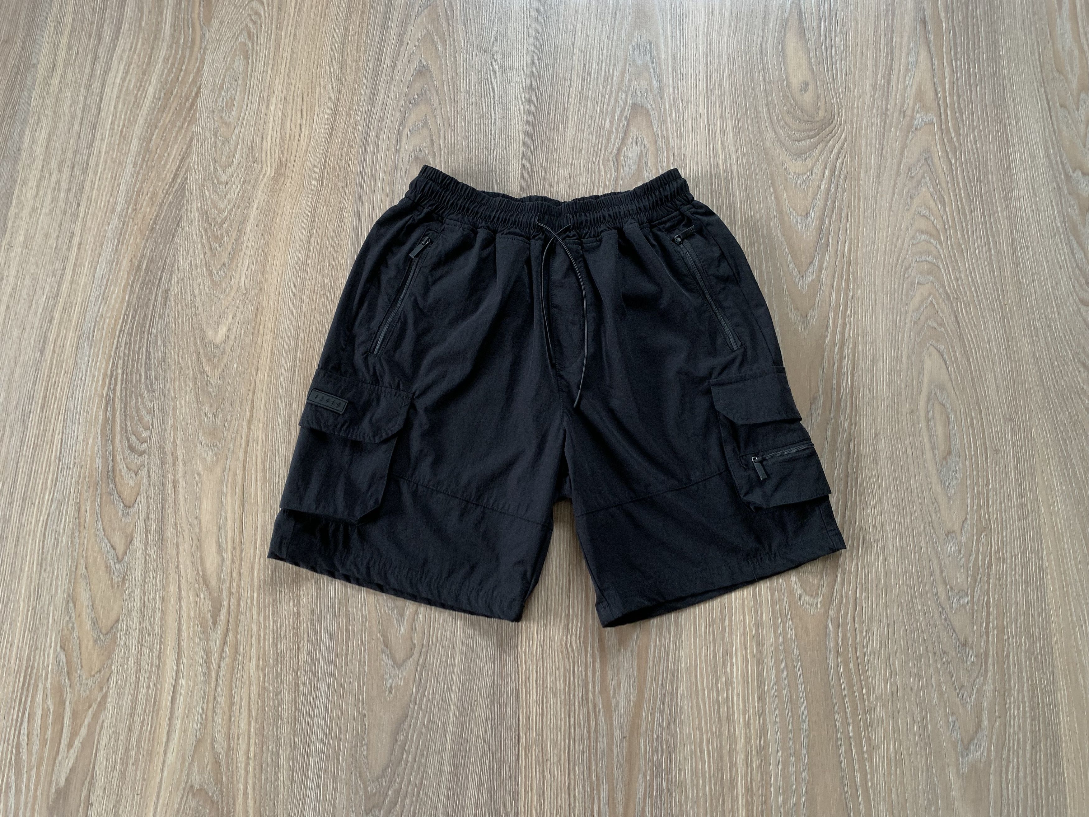 Other Faded Black Multi Pocket Shorts Size US 32 / EU 48 - 1 Thumbnail