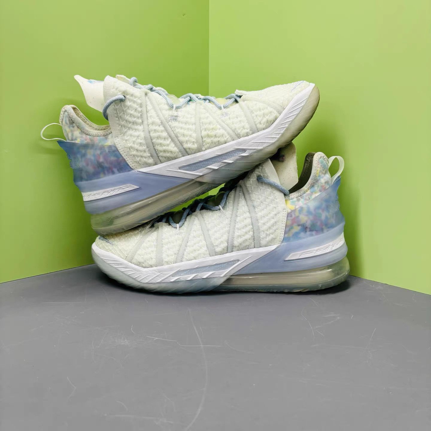 Nike Nike LeBron 18 All-Star Ice Blue K15 Size US 11 / EU 44 - 4 Thumbnail