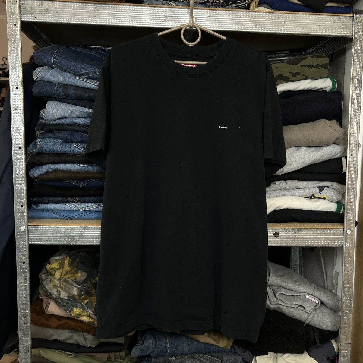 Supreme Mens Supreme Small logo Basic black streetwear tee Size US XL / EU 56 / 4 - 1 Thumbnail
