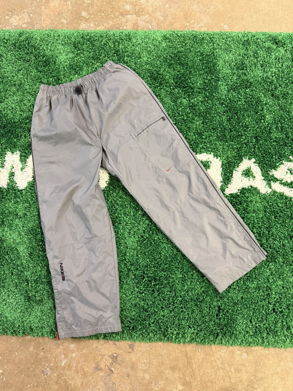 Nike × Vintage Nike Silver Bullet Cargo Zipper Mini Swoosh Track Pants Lab Size US 34 / EU 50 - 1 Thumbnail