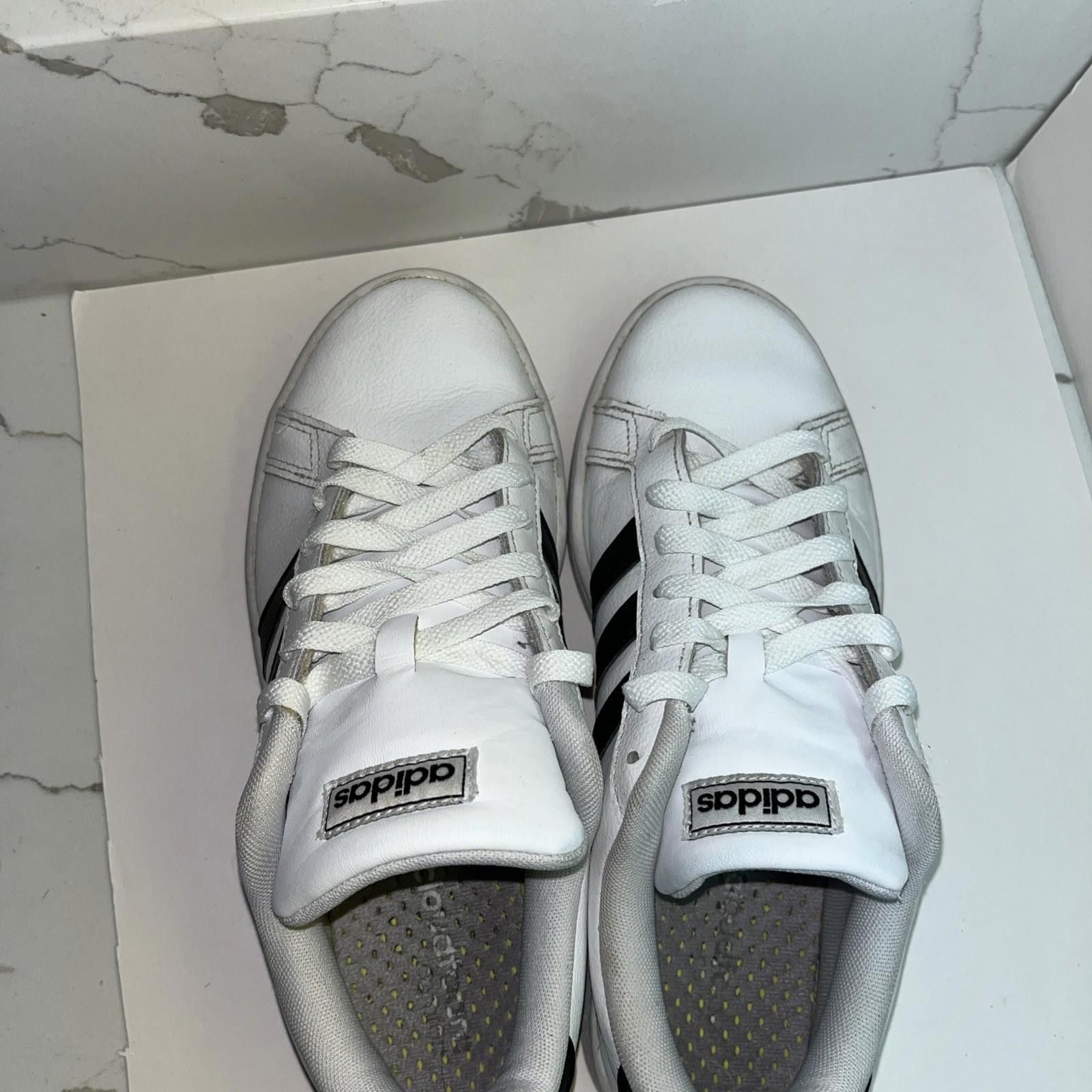 Adidas Sz 7.5M Adidas Cloud Foam Advantage HWI 28Y001 Size US 9 / IT 39 - 3 Thumbnail