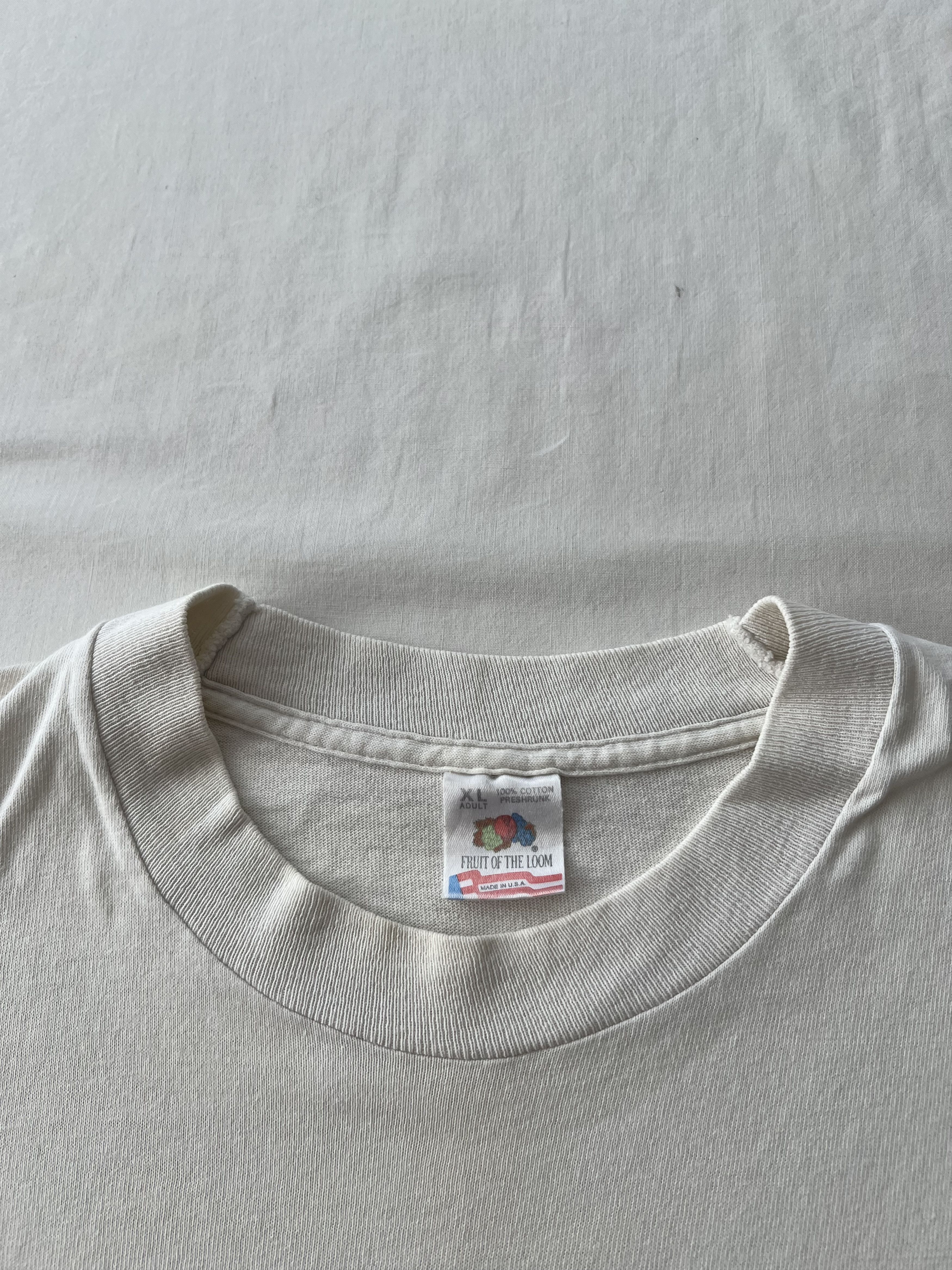 Vintage Vintage 90s USA Graphic Logo Country White T-shirt Size US XL / EU 56 / 4 - 14 Thumbnail