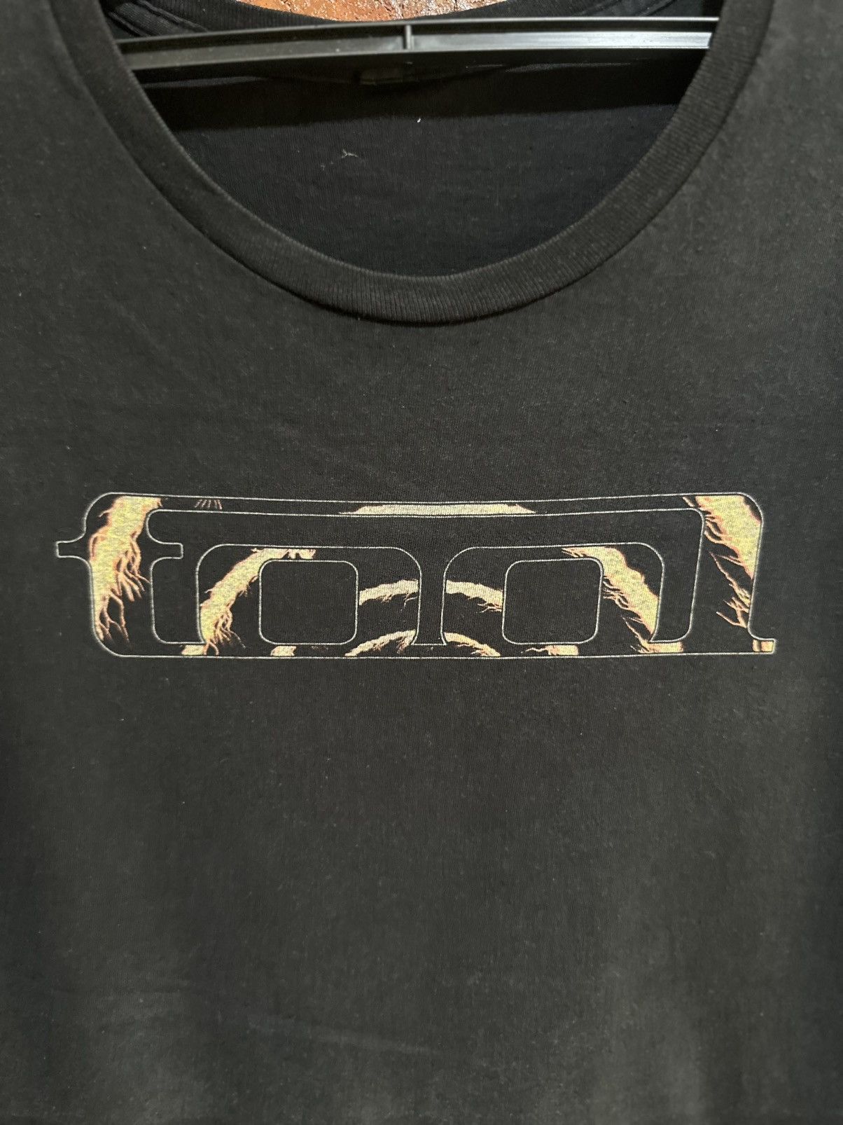 Band Tees Thrashed Vintage Tool Lateralus Tour Tee Size US XL / EU 56 / 4 - 3 Thumbnail