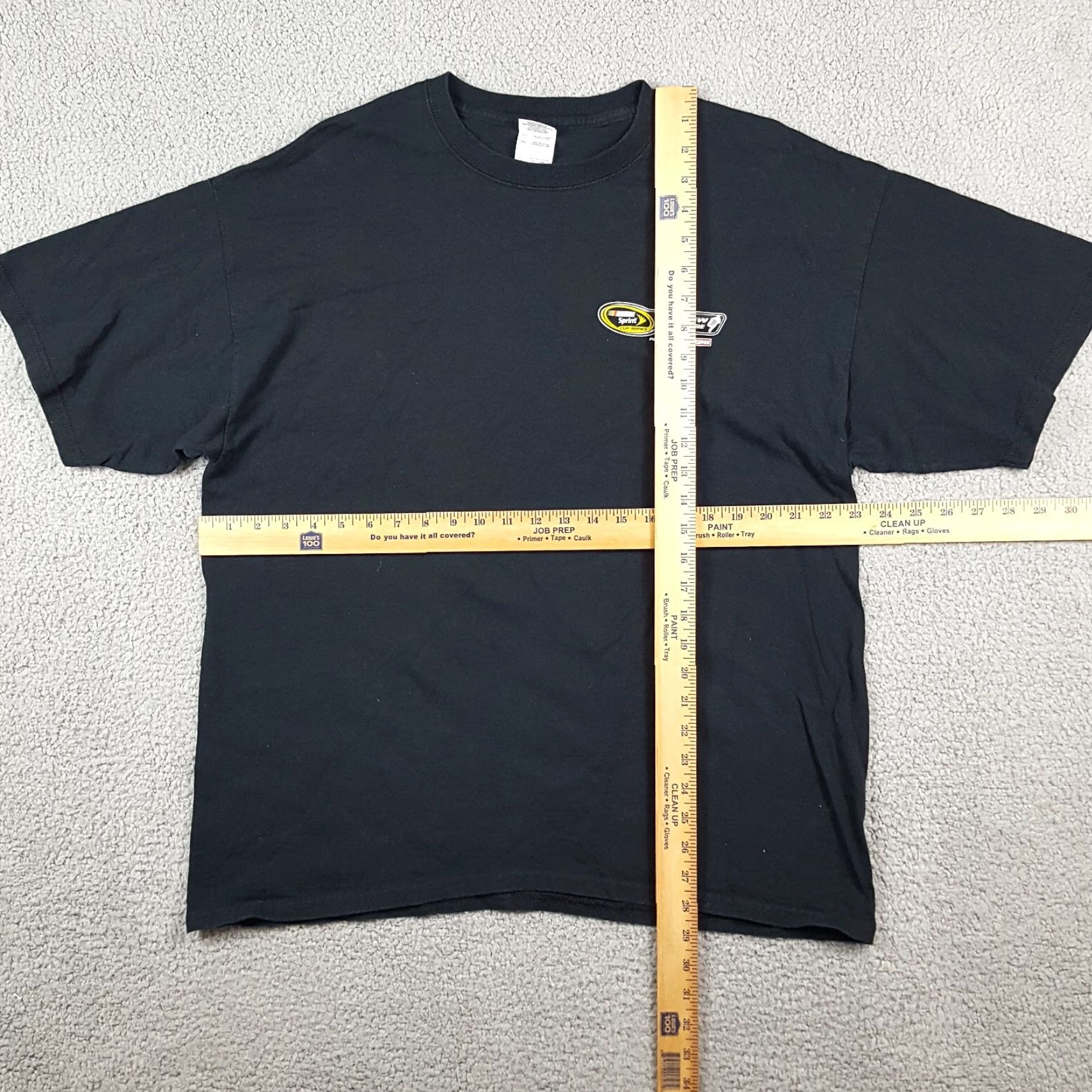 Gildan VINTAGE NASCAR Pit Crew Challenge Sprint Cup Racing T-Shirt Men XL Black 90s 00s DUPONT Flame Logo Embroidered Gildan Cup Series Size US XL / EU 56 / 4 - 6 Thumbnail