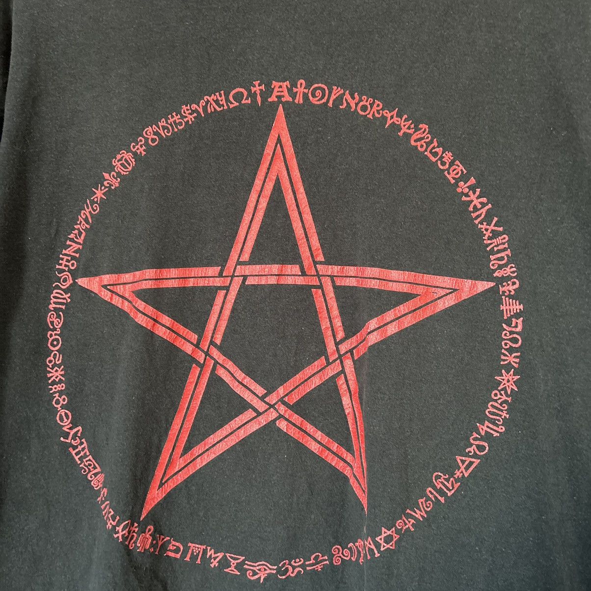 Band Tees Vintage Distressed Death Metal Pentagram Skull Thrashed Tee Size US L / EU 52-54 / 3 - 4 Thumbnail