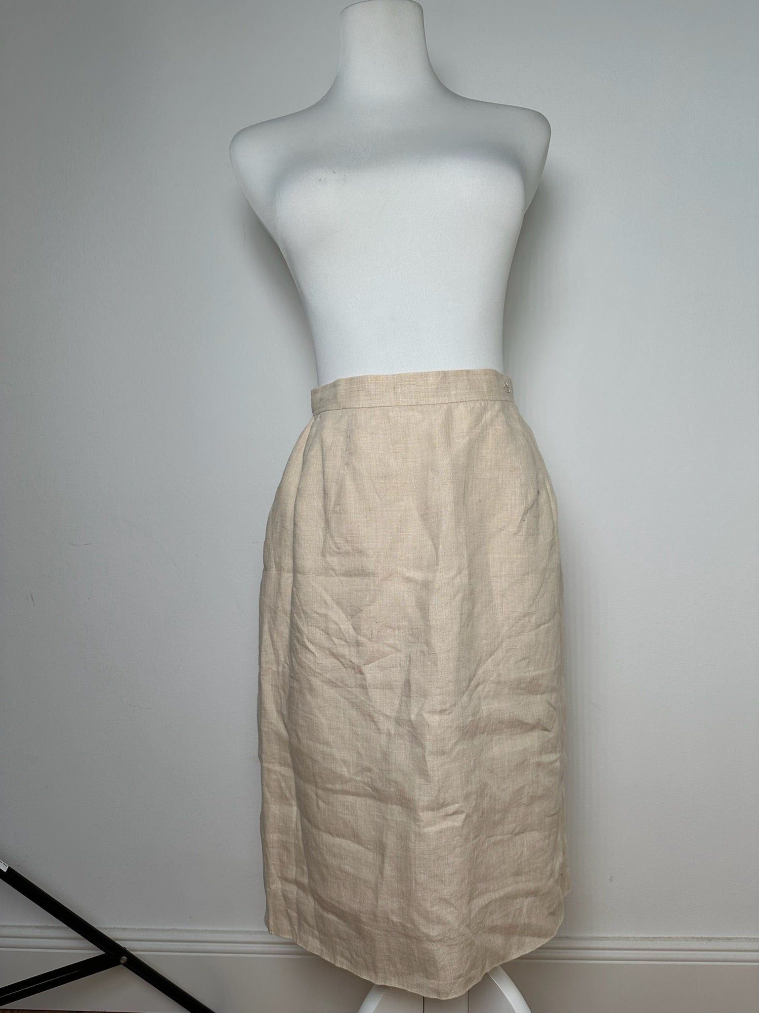Courreges Vintage linen skirt beige Size 30" / US 8 / IT 44 - 1 Thumbnail