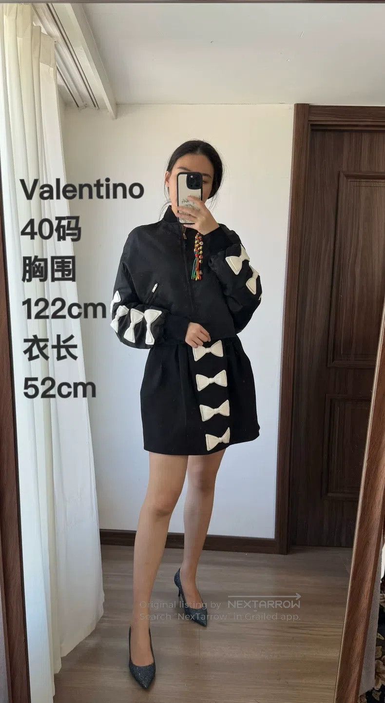 Valentino Valentino Short coat Size XS / US 0-2 / IT 36-38 - 1 Thumbnail