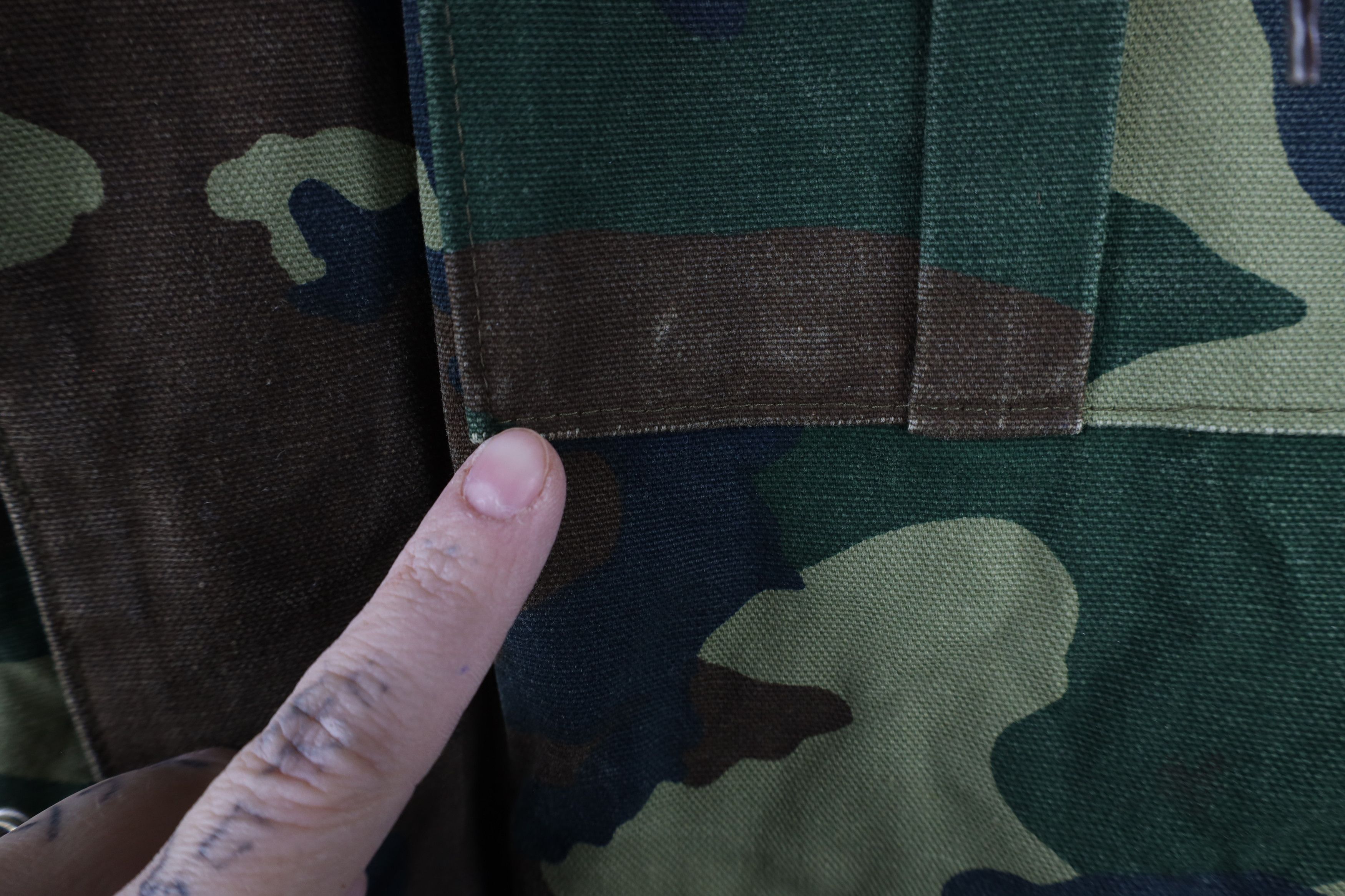 Vintage Vintage 80s 90s Streetwear Canvas Camouflage Hooded Jacket Size US L / EU 52-54 / 3 - 4 Thumbnail