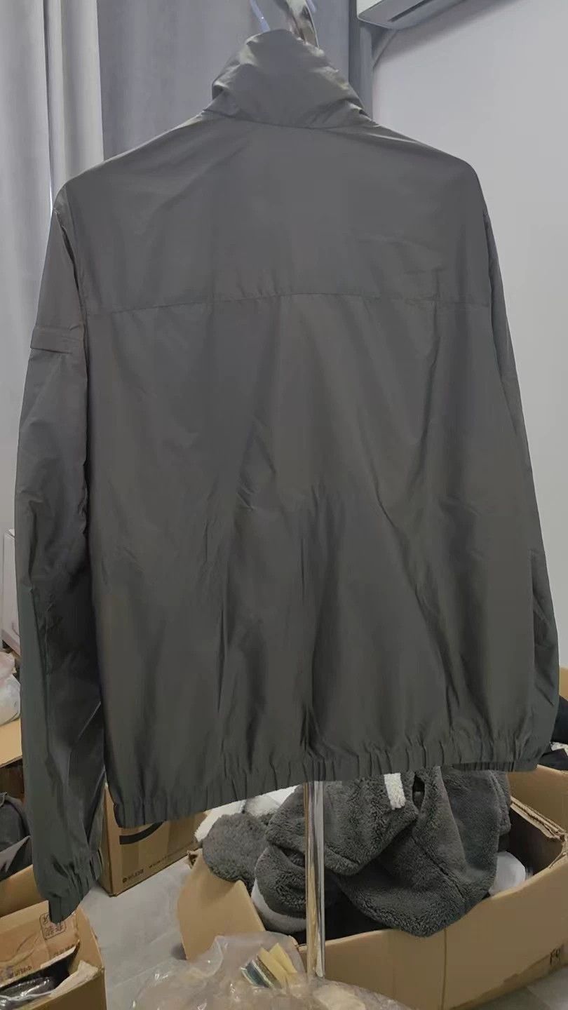 Prada Prada Silver Basic Logo Nylon Jacket 48 Size US M / EU 48-50 / 2 - 8 Thumbnail