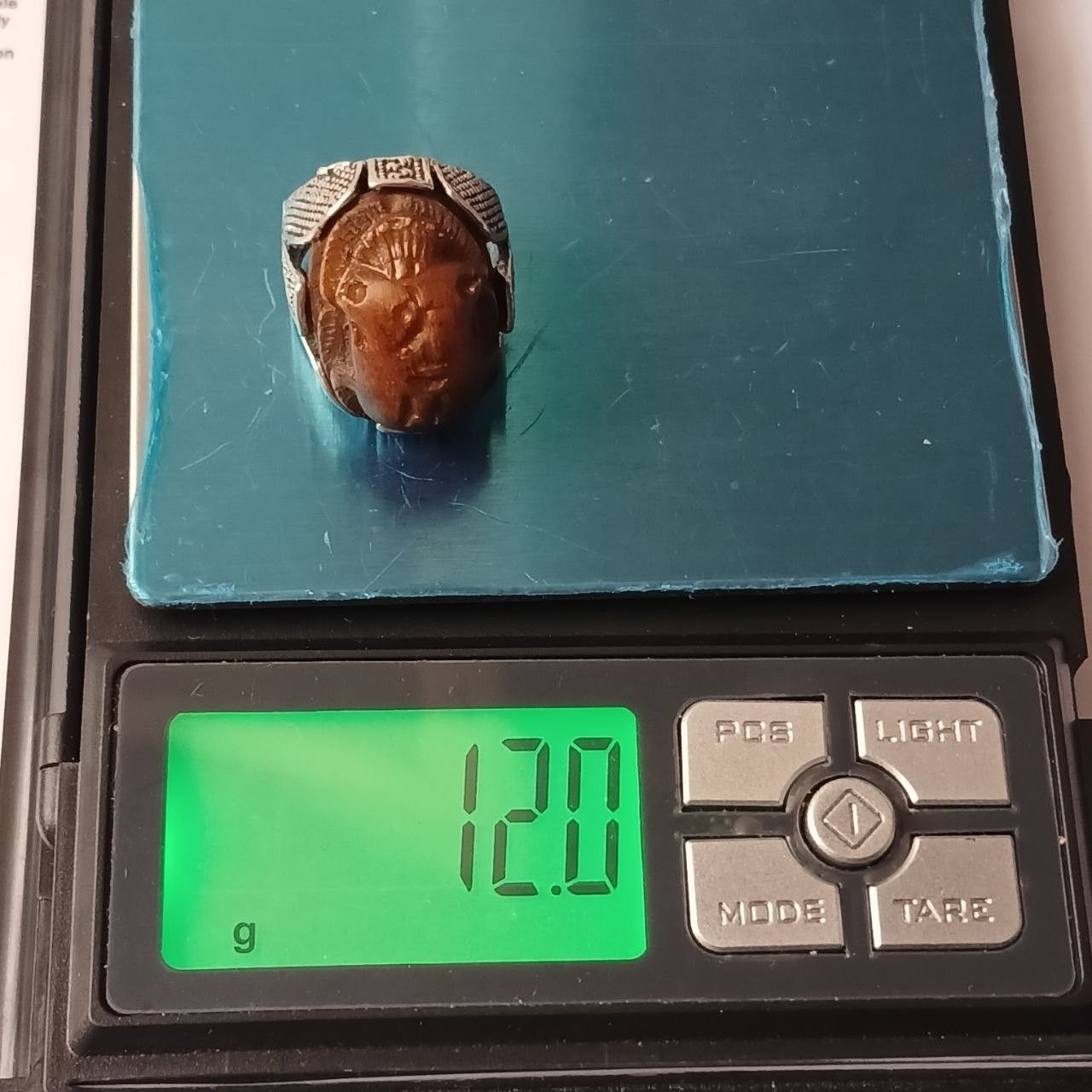 Sterling Silver Silver-plated vintage ring with carved brown stone, Size ONE SIZE - 8 Thumbnail