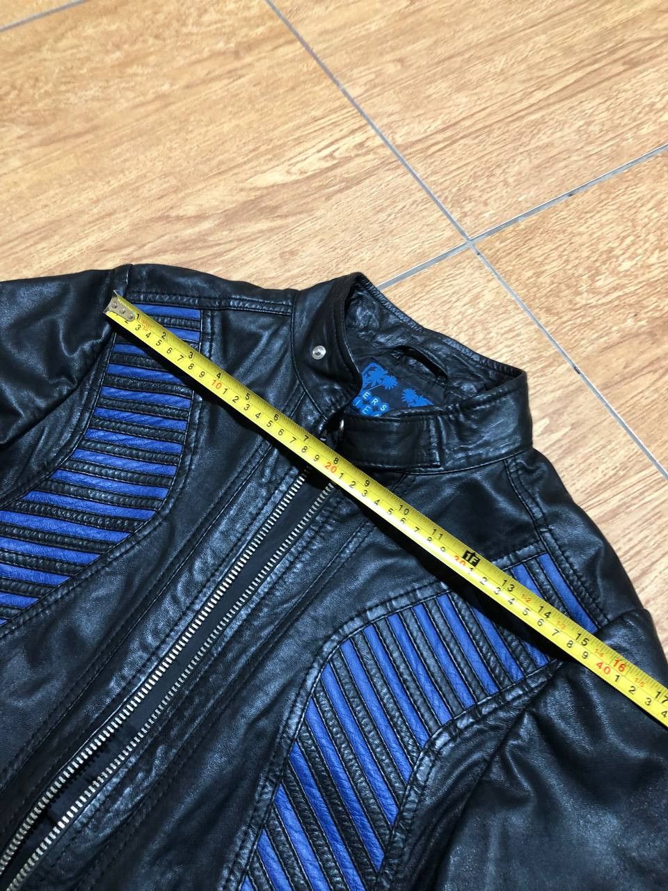 Versace Jeans Couture Versace Jeans Couture Leather Biker Jacket Size XL / US 12-14 / IT 48-50 - 11 Thumbnail