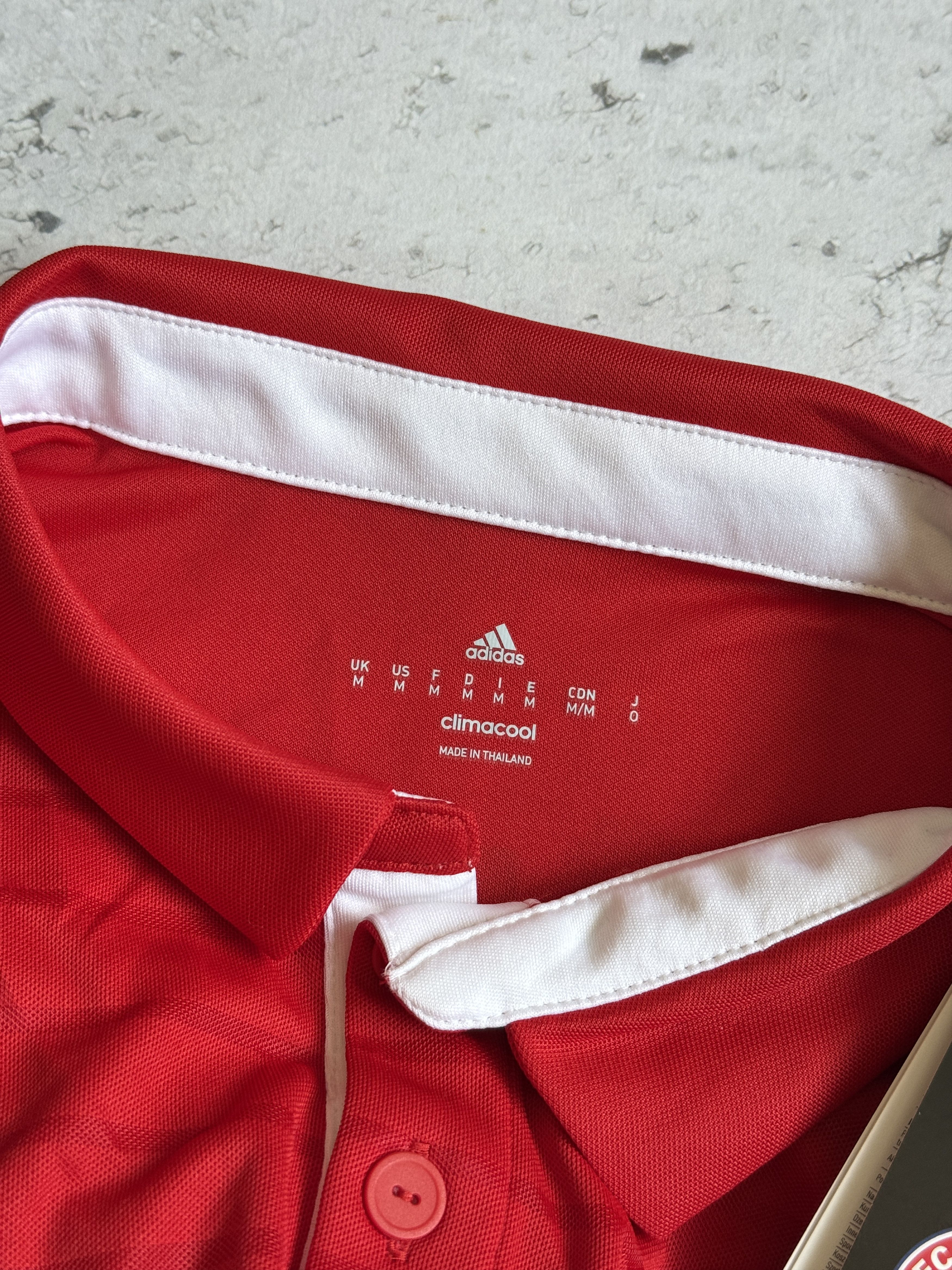 Adidas BAYERN MUNICH 2016 2017 SHIRT FOOTBALL SOCCER ADIDAS MENS M Size US M / EU 48-50 / 2 - 3 Thumbnail